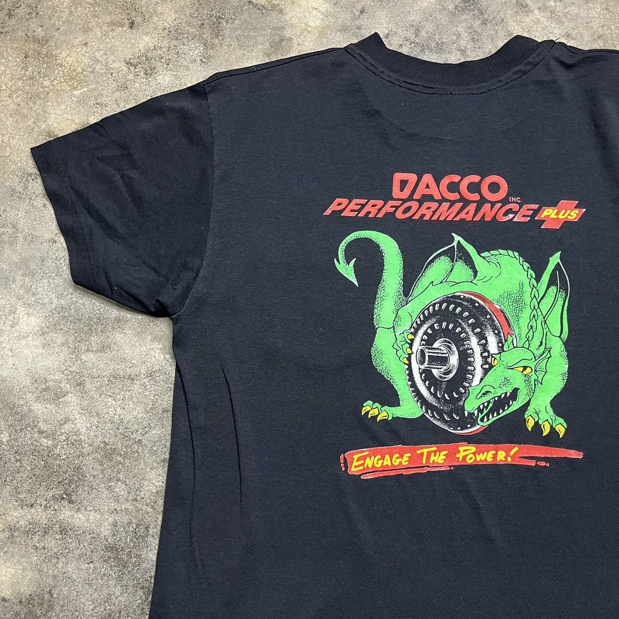 Vintage vintage dacco single stitch dragon tshirt Size US L / EU 52-54 / 3 - 8 Thumbnail