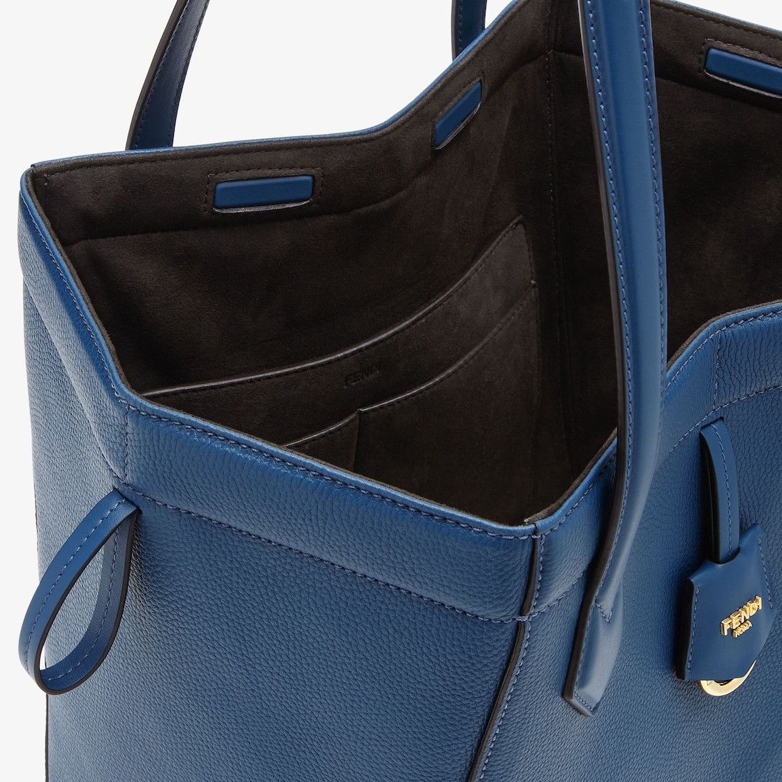 Fendi o1s1wg110925 Size: OS/Fendi Origami Medium in Blue Size ONE SIZE - 4 Thumbnail