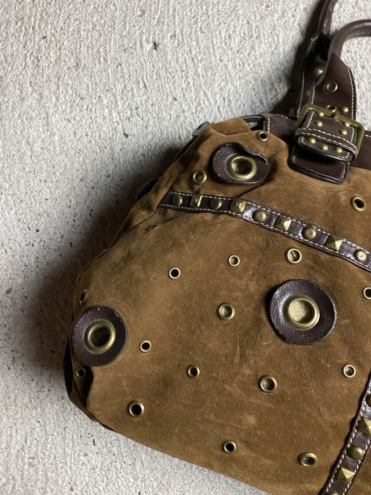 Vintage Vintage suede handbag shoulder bag y2k archive avant garde Size ONE SIZE - 9 Thumbnail