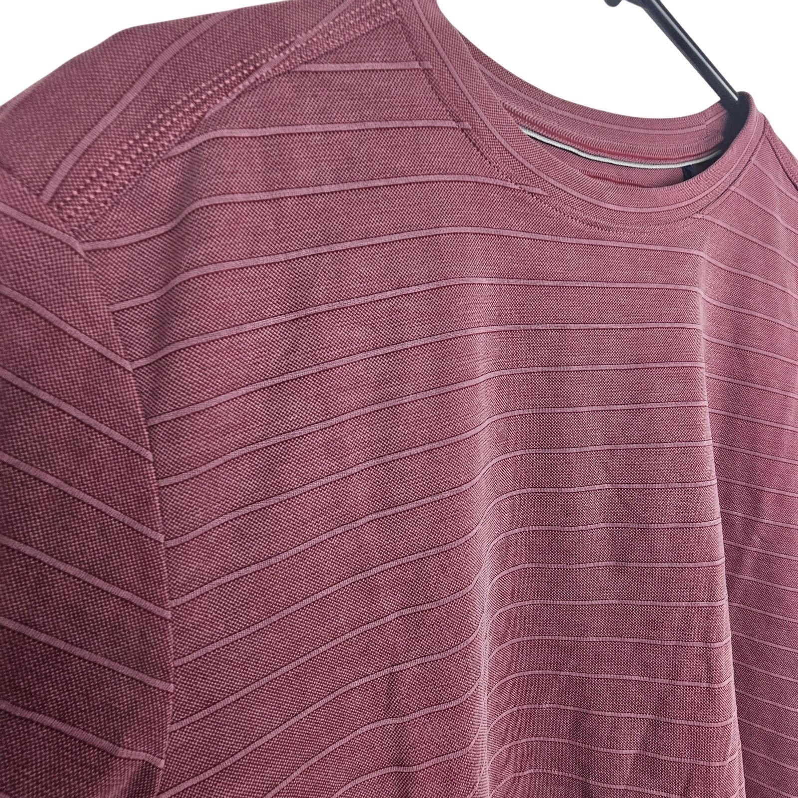 Tommy Bahama Tommy Bahama Tshirt Men M Purple Siena Sky Striped Crewneck Size US M / EU 48-50 / 2 - 5 Thumbnail