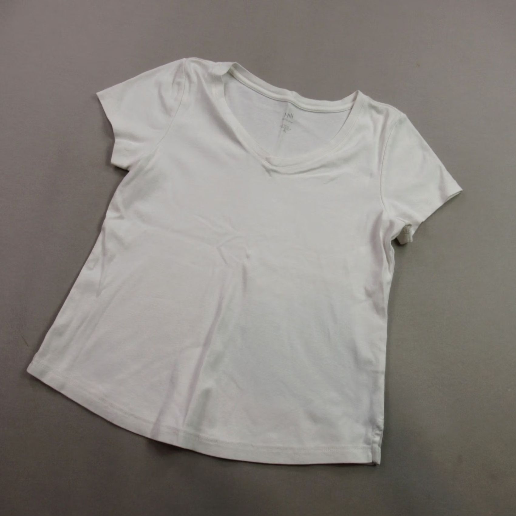 J. Jill J Jill Shirt Womens Medium Petite Short Sleeve Pullover Lightweight V Neck White - T-Shirt - 100% Cotton - Regular Fit Size M / US 6-8 / IT 42-44 - 2 Thumbnail