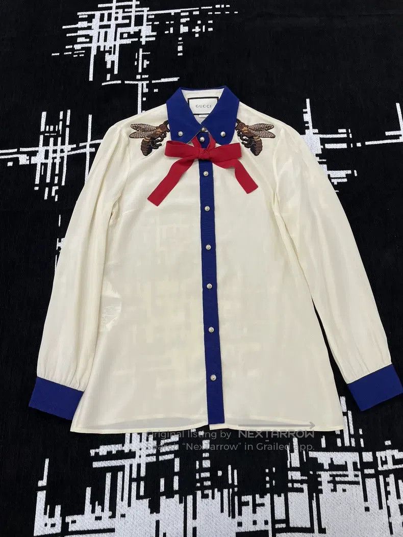 Gucci Gucci Beige little bee laced silk shirt Size S / US 4 / IT 40 - 1 Thumbnail