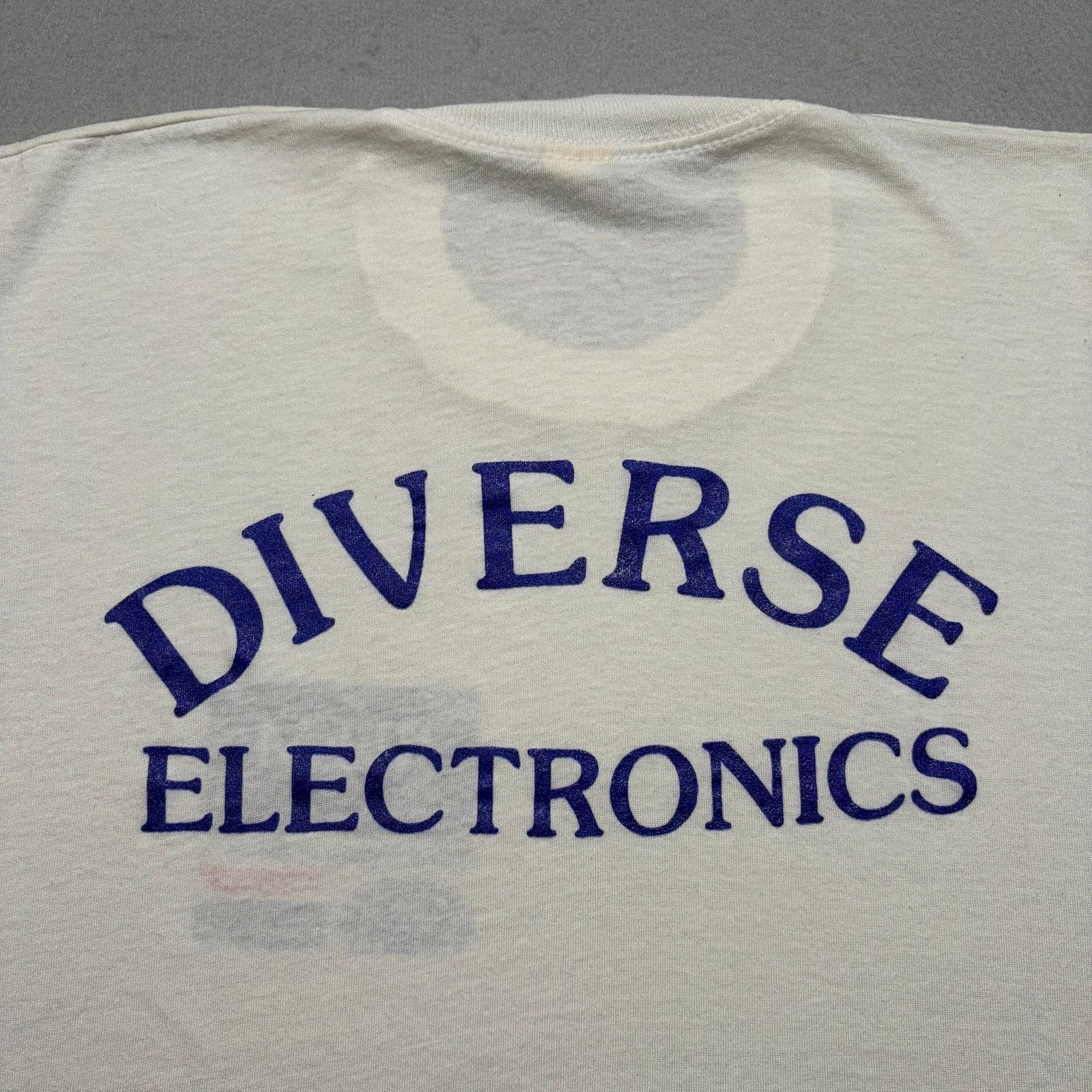 Vintage Vintage Diverse Electronics CART Racing T Shirt Sz L USA 80s Size US L / EU 52-54 / 3 - 8 Thumbnail