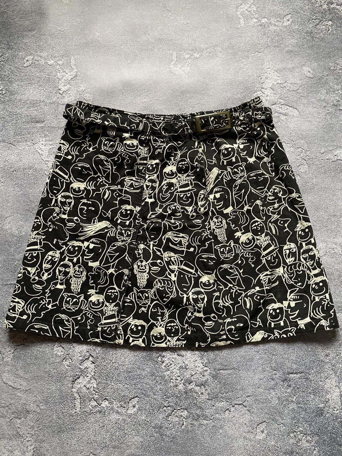 Moschino Vintage 90s Moschino Jeans Face Print Skirt Y2K Size 34" / US 12 / IT 48 - 3 Thumbnail