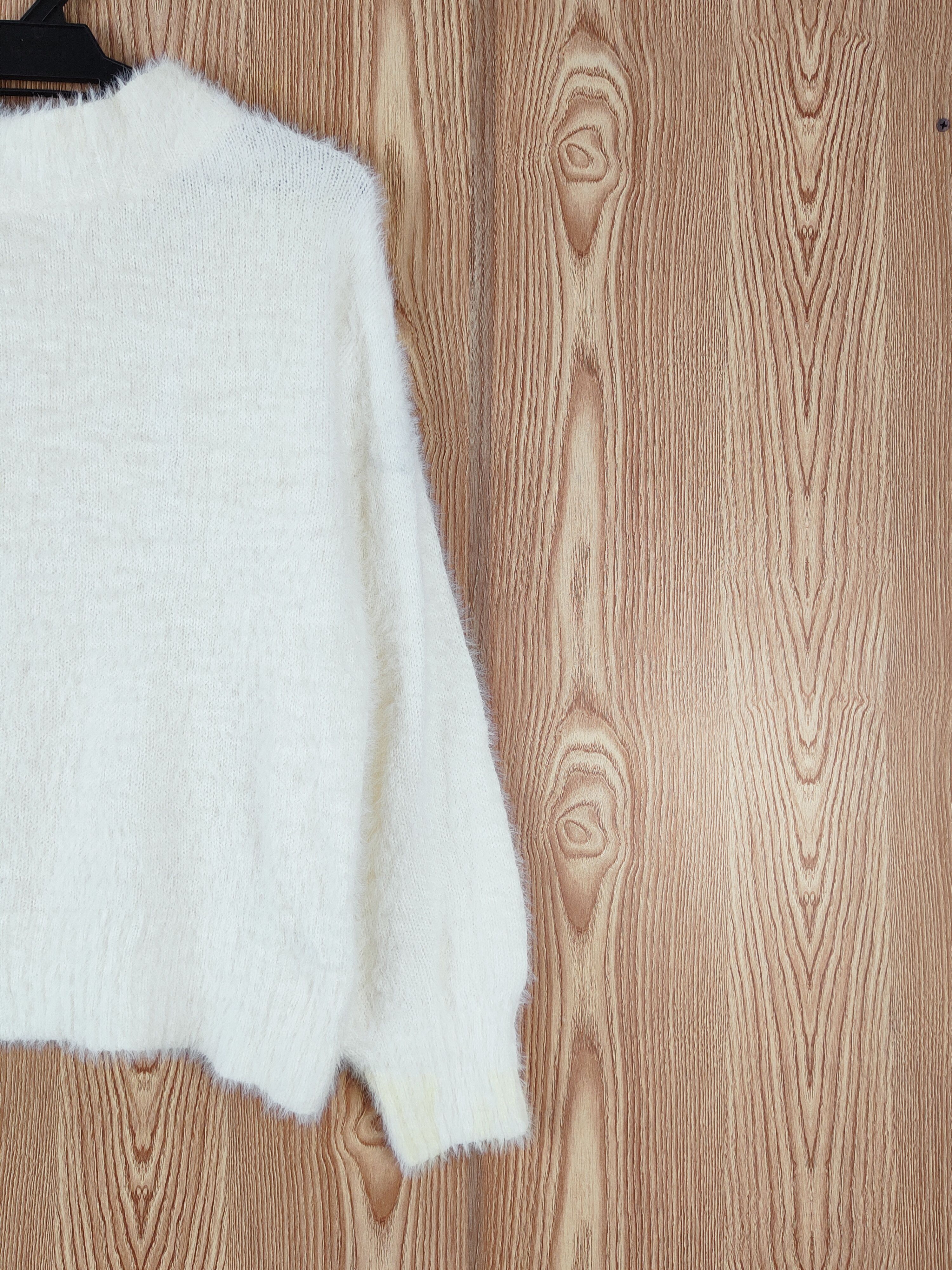 Japanese Brand × Vintage Earth Music & Ecology Ivory Fur Mohair Knitwear Size M / US 6-8 / IT 42-44 - 5 Thumbnail