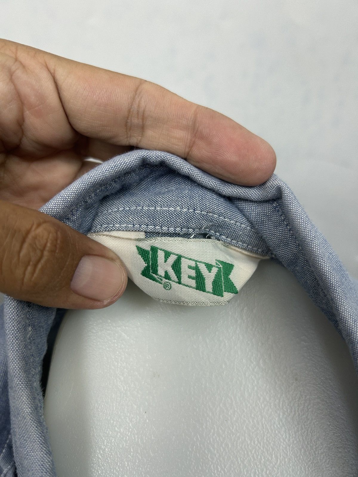 Vintage Vintage Key 90s Shirt Size XL Size US XL / EU 56 / 4 - 4 Thumbnail