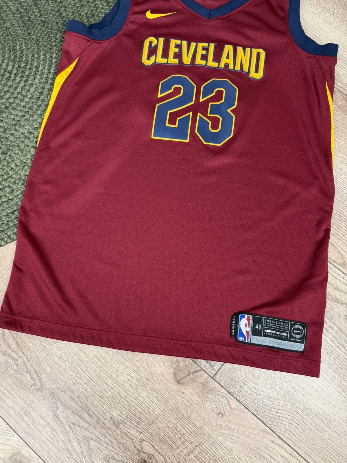 NBA Nike Cleveland Cavaliers Jersey #23 LeBron James Size US S / EU 44-46 / 1 - 2 Thumbnail