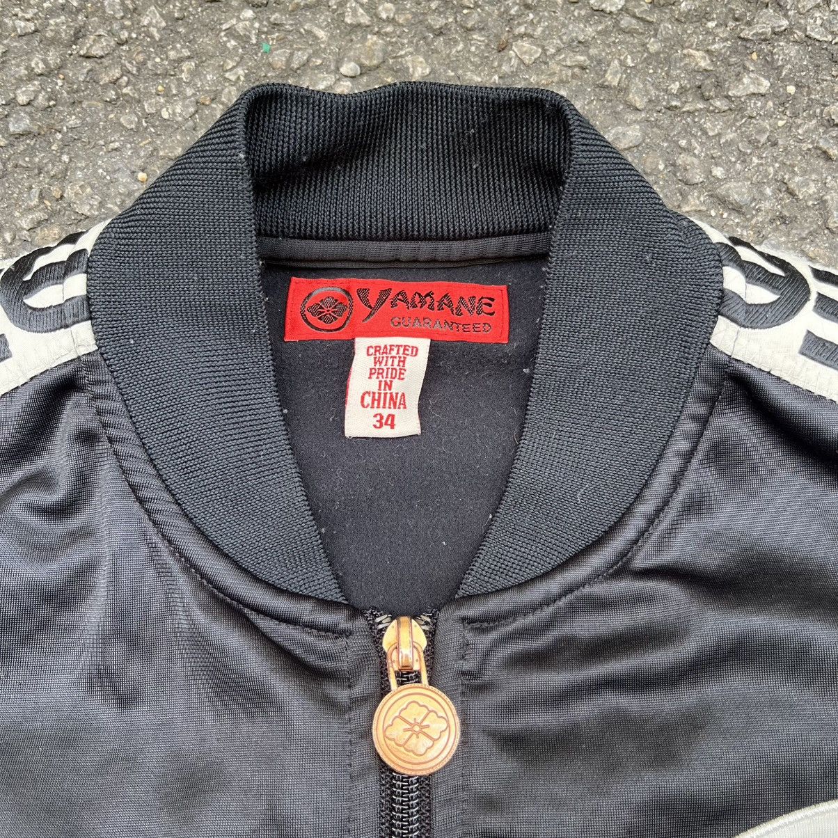 Evisu RARE‼️ YAMANE EVISU BIG FACE ART TRACKTOP ZIPPER JACKET Size US XS / EU 42 / 0 - 5 Thumbnail