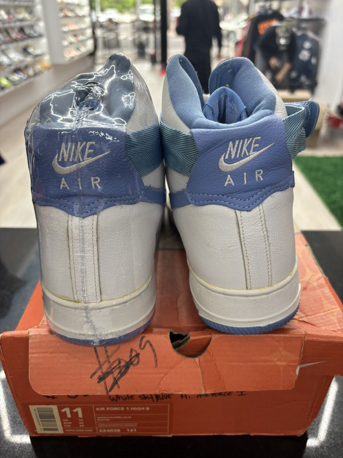 Nike Nike Air Force 1 High OG White University Blue Sail Size US 11 / EU 44 - 4 Thumbnail