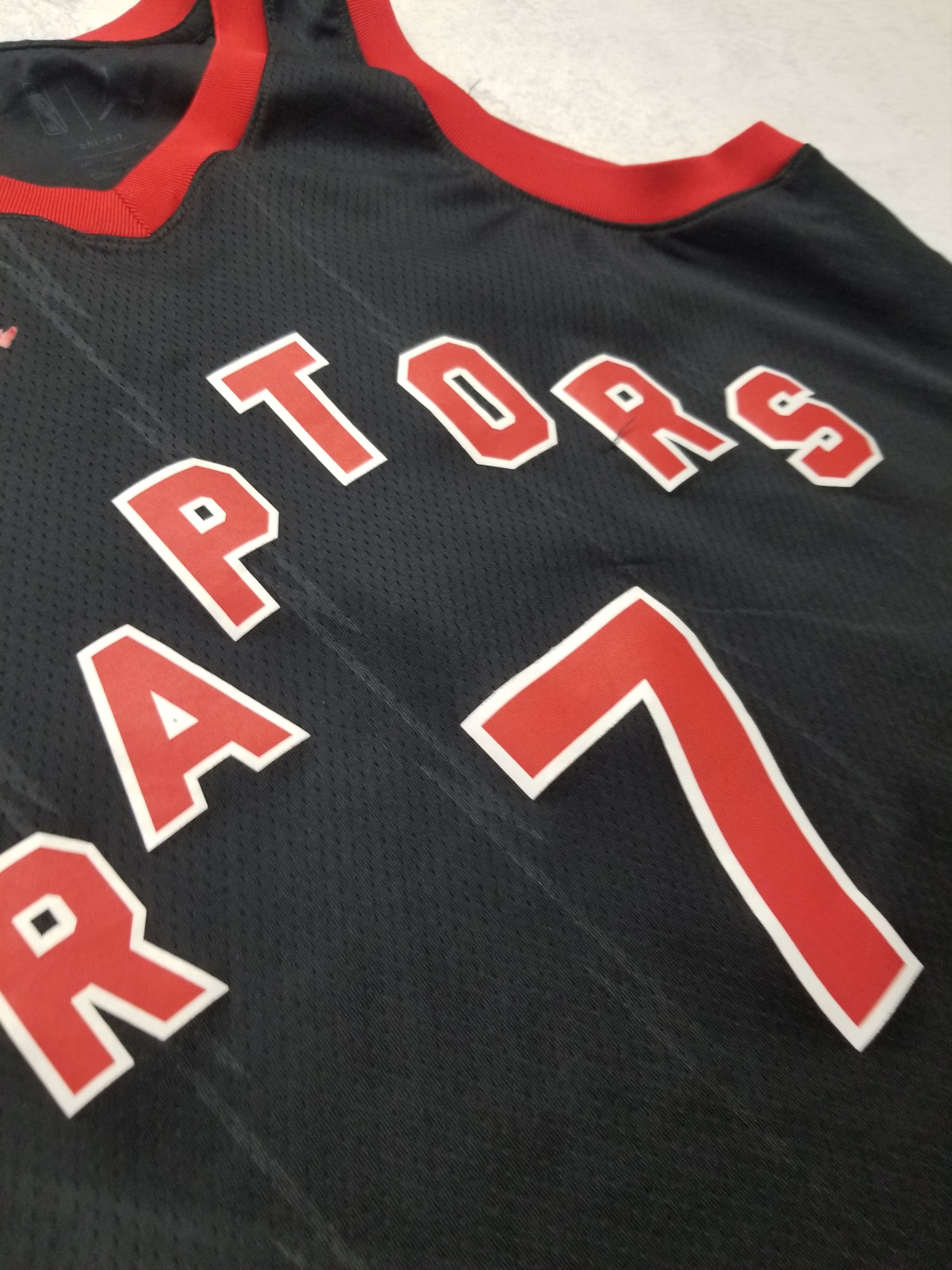 Jordan Brand Kyle Lowry Toronto Raptors Nike Jordan STATEMENT Jersey Size US M / EU 48-50 / 2 - 5 Thumbnail