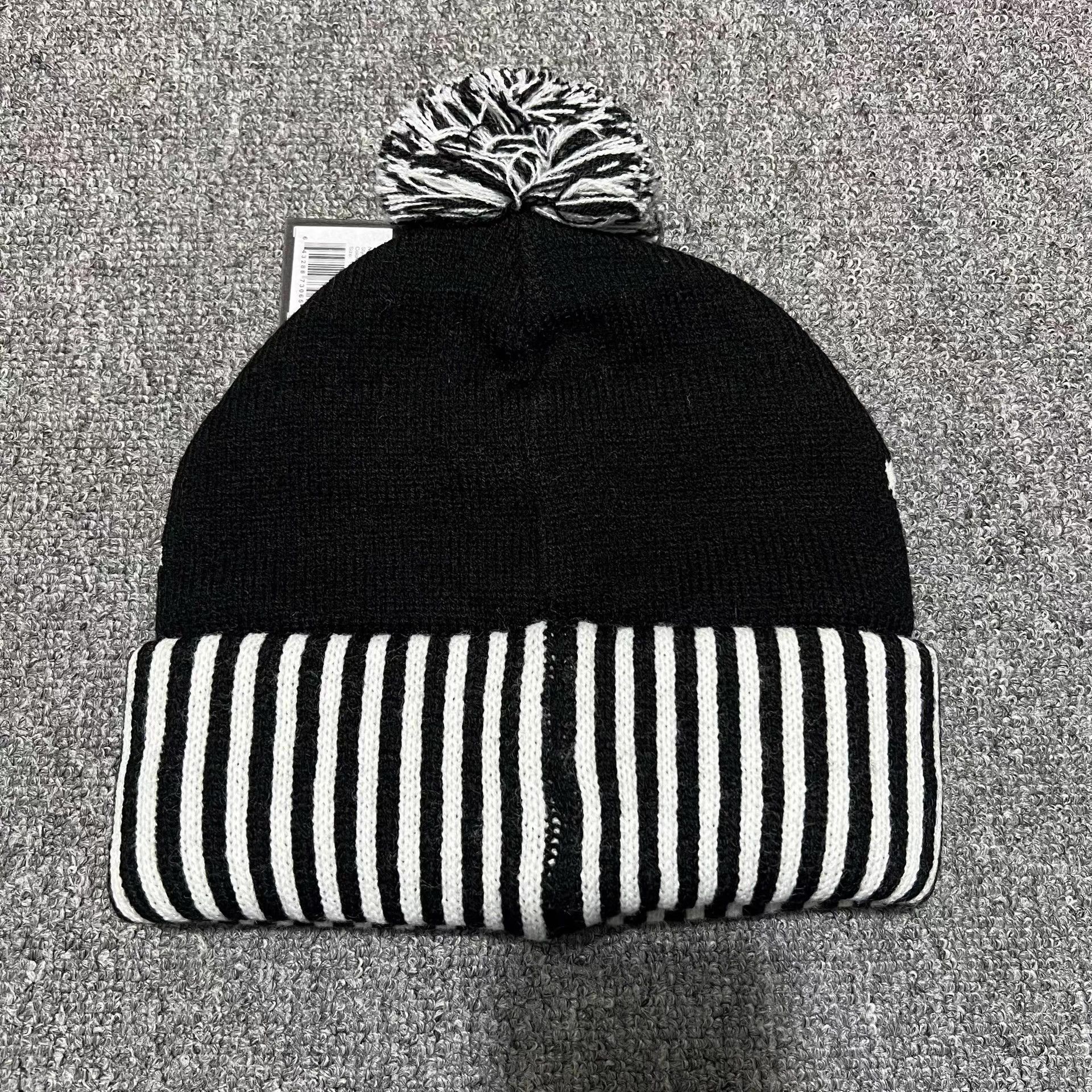 Stussy Stussy black and white contrast stripedknit beanie Q7 Size ONE SIZE - 2 Thumbnail