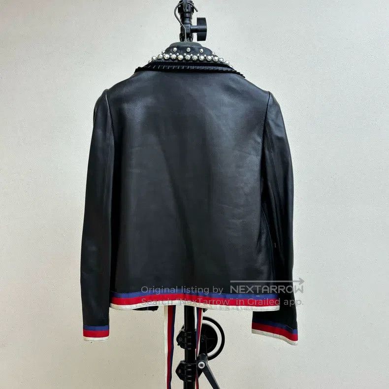 Gucci Gucci Black soft sheepskin jacket Size XS / US 0-2 / IT 36-38 - 2 Thumbnail