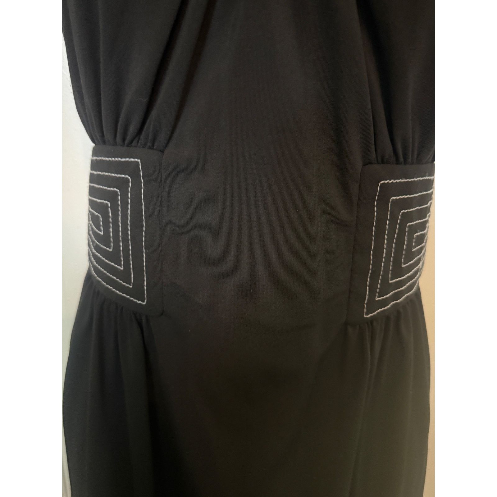 Bcbgmaxazria BCBG MaxAzria Black/White Trim Key Opening Summer Dress. M Size M / US 6-8 / IT 42-44 - 7 Thumbnail