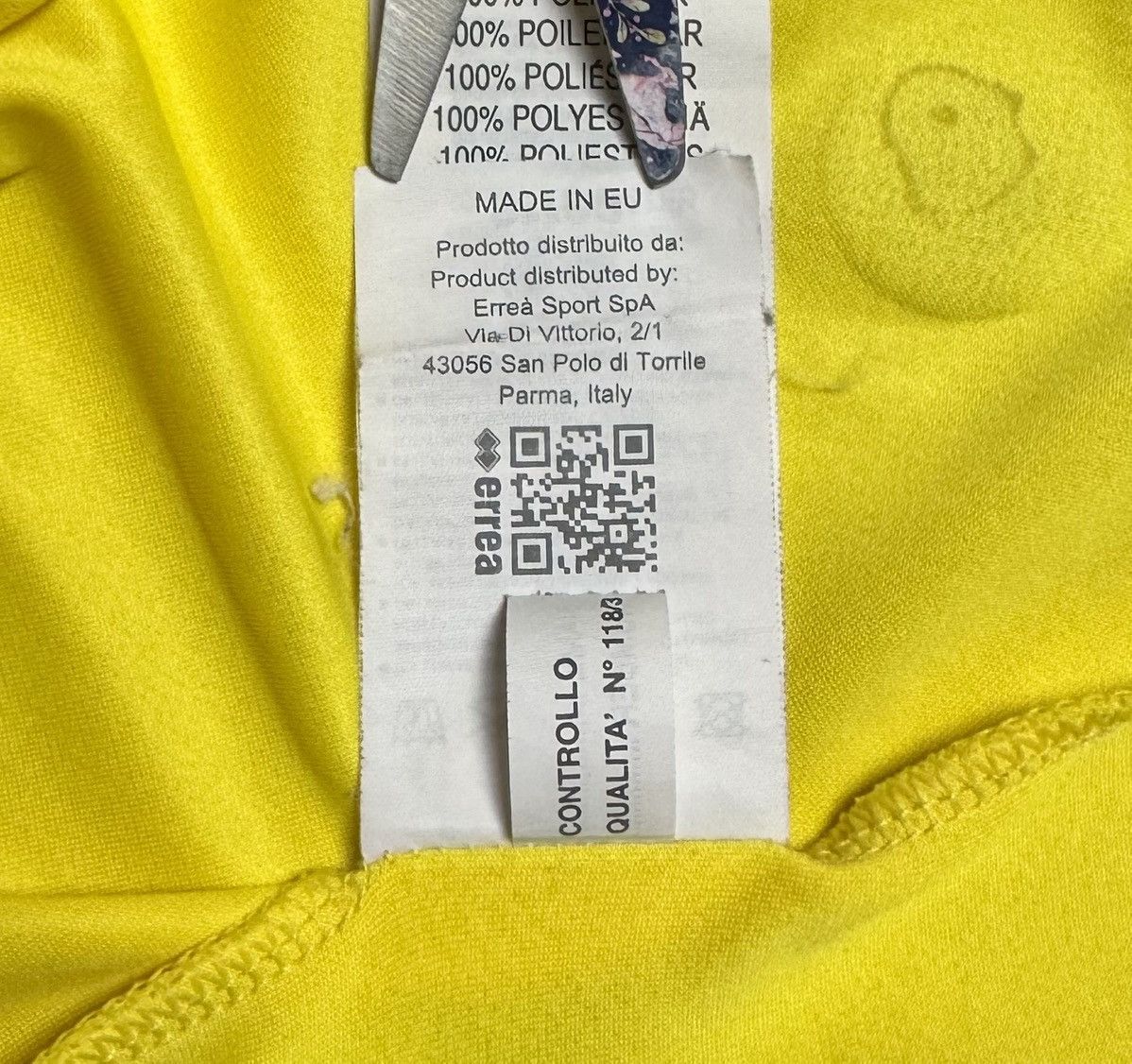 Errea Norwich City 2014 2015 Home Shirt Soccer Jersey Errea Size US S / EU 44-46 / 1 - 14 Thumbnail
