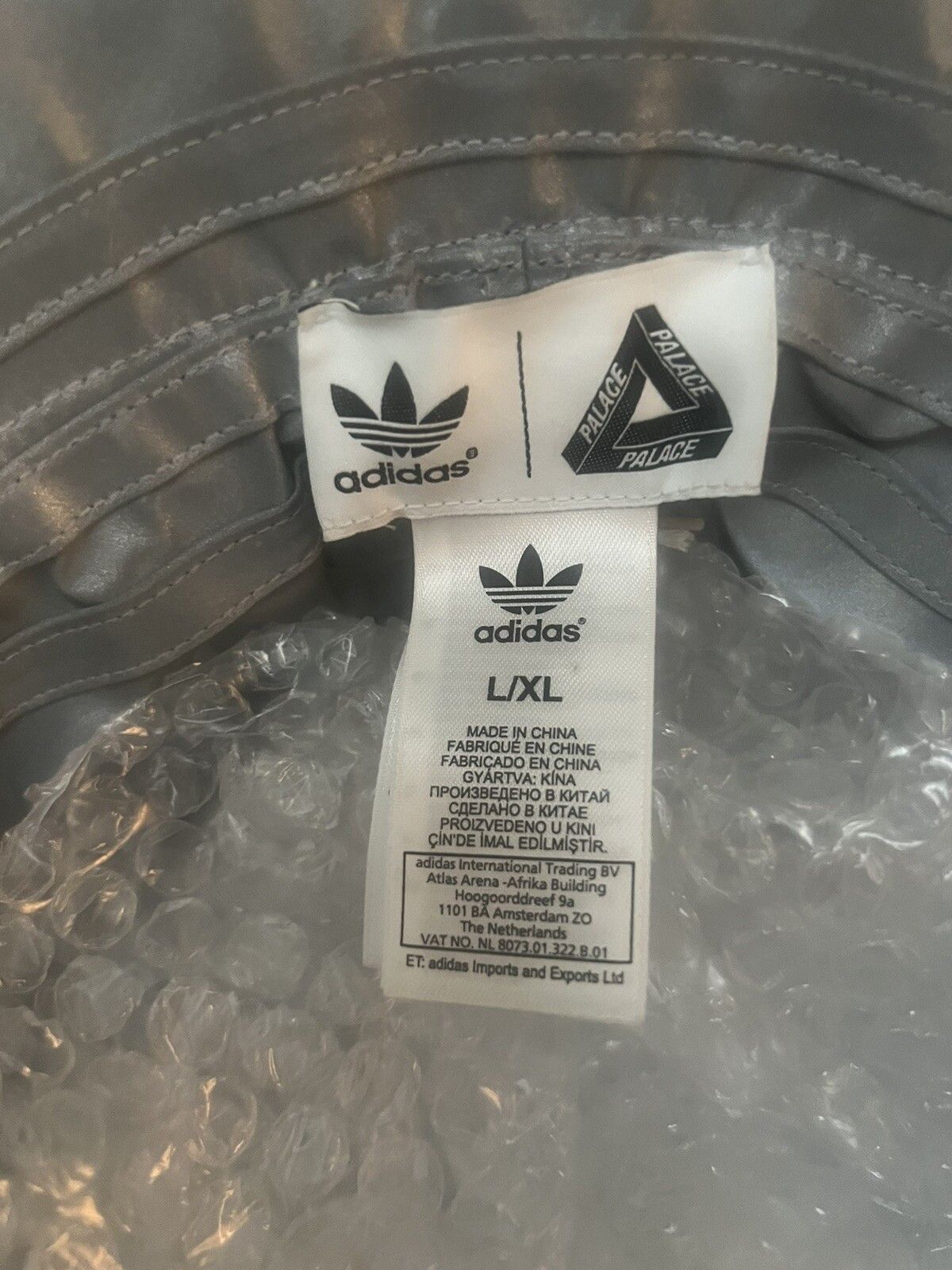 Adidas × Palace Reversible Bucket Hat Reflective Grey Size L/XL NWT Size ONE SIZE - 4 Thumbnail