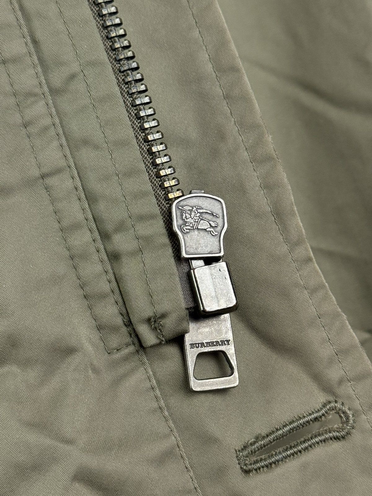 Burberry Vintage 00s Burberry Nova Check Zipper Military Jacket Size US M / EU 48-50 / 2 - 10 Thumbnail