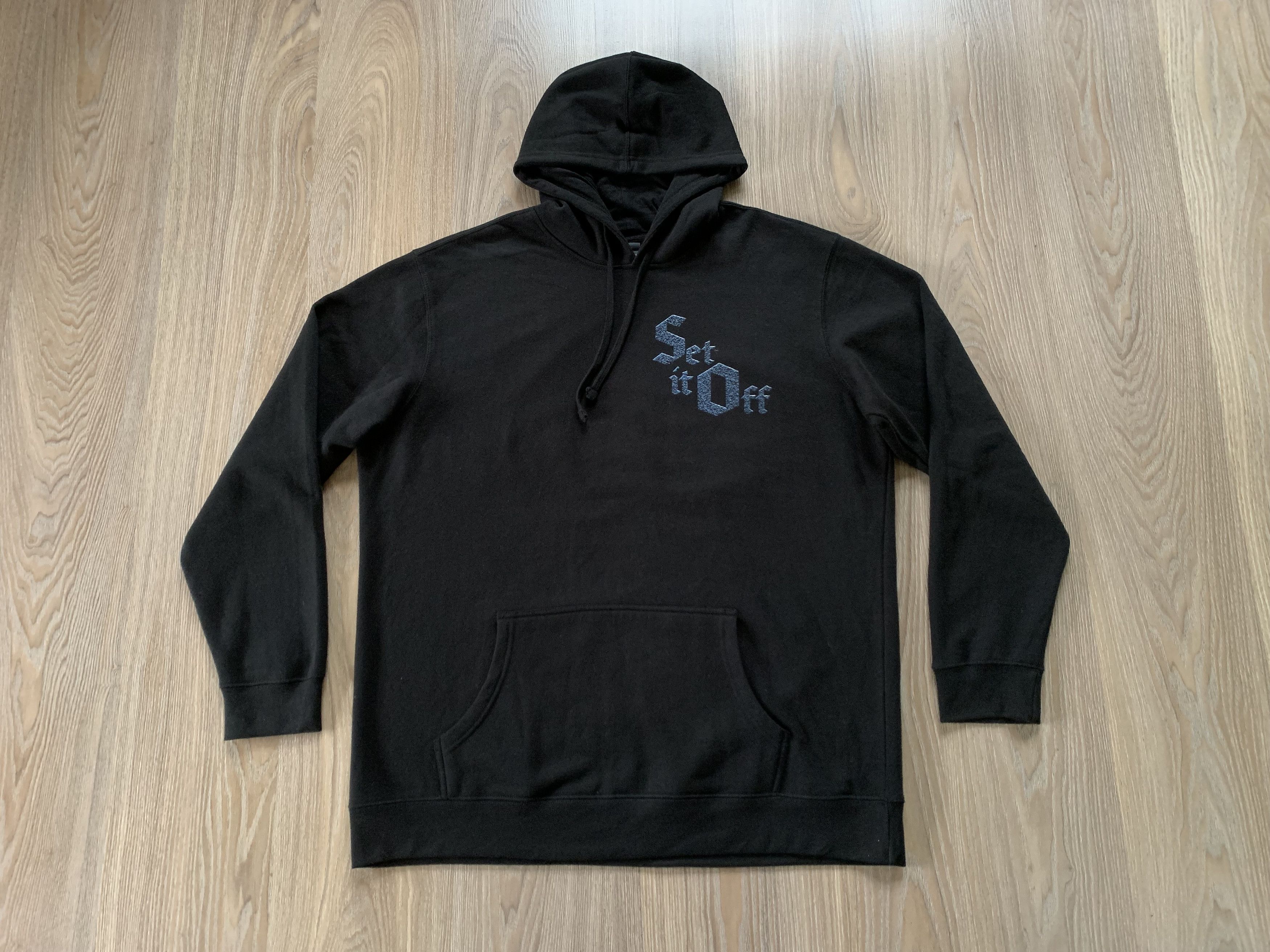 Band Tees × Vintage Set It Off Rare Rock Band Black Hoodie Size US XXL / EU 58 / 5 - 2 Thumbnail