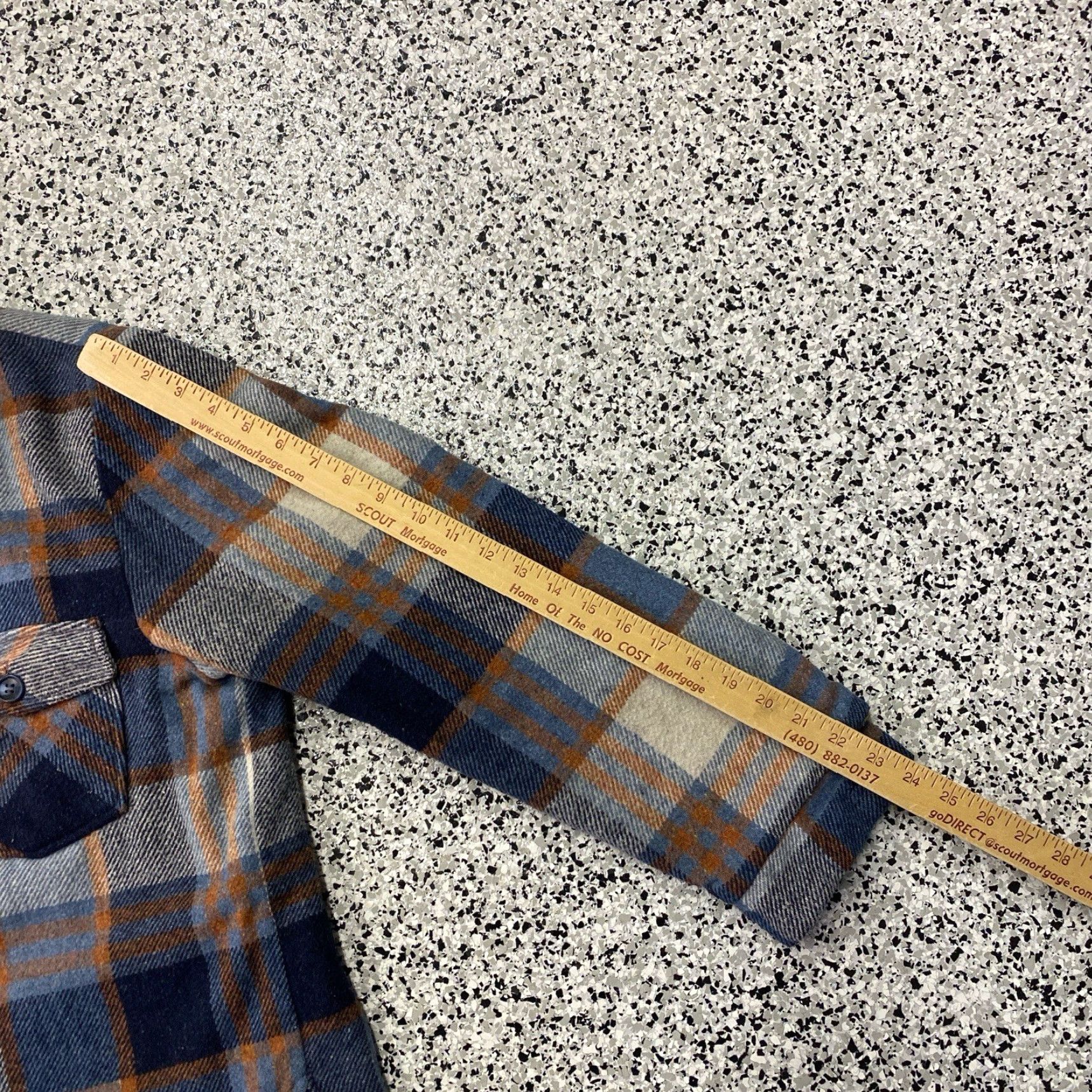 Sears VINTAGE Sears Plaid Wool Coat Jacket L Tall Men 70s 80s Sherpa Lined Wool Coat Men Large Tall Gray Plaid Outdoor 80s 70s Size US L / EU 52-54 / 3 - 7 Thumbnail