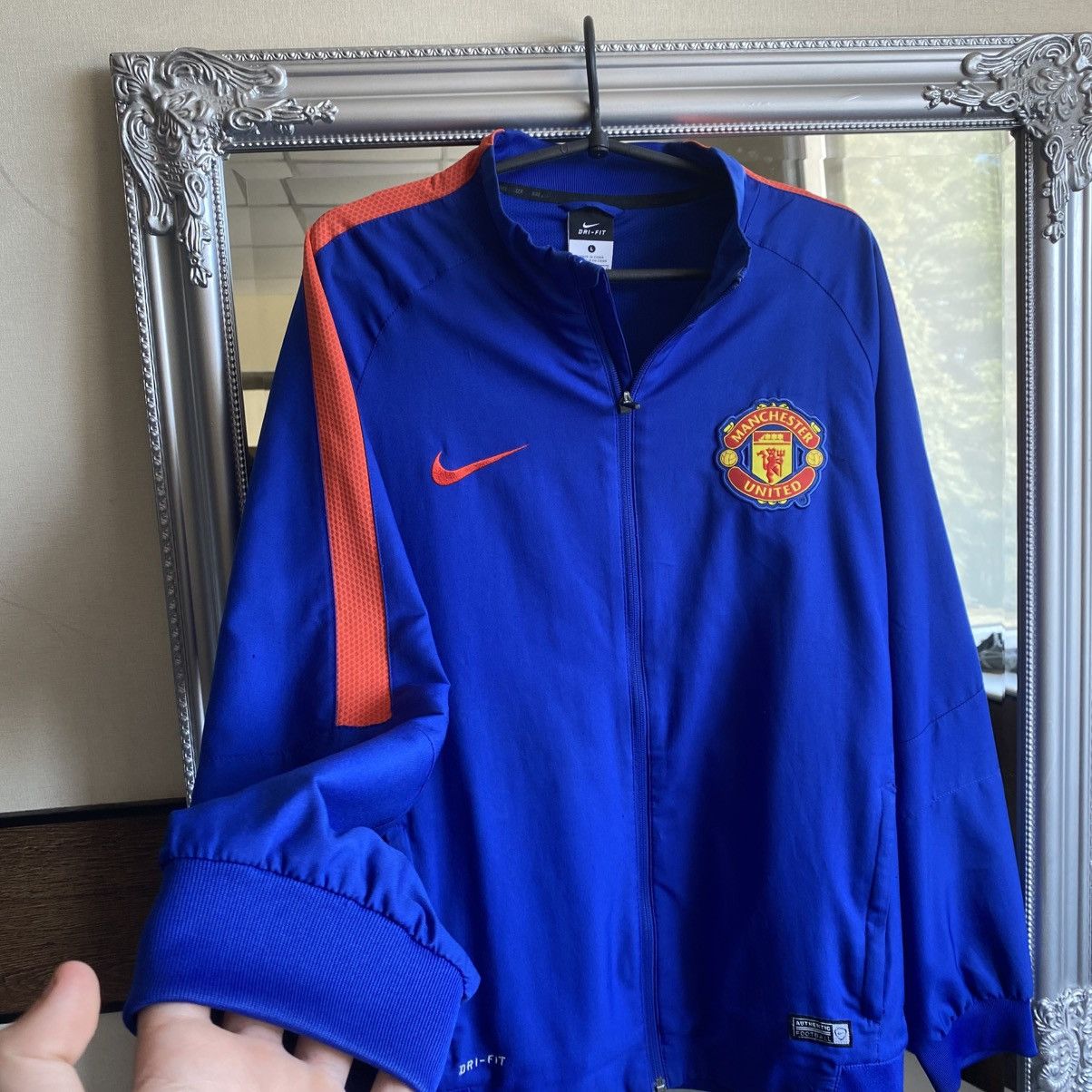 Nike Nike Manchester United Zip Up Track Jacket Official Size US L / EU 52-54 / 3 - 3 Thumbnail