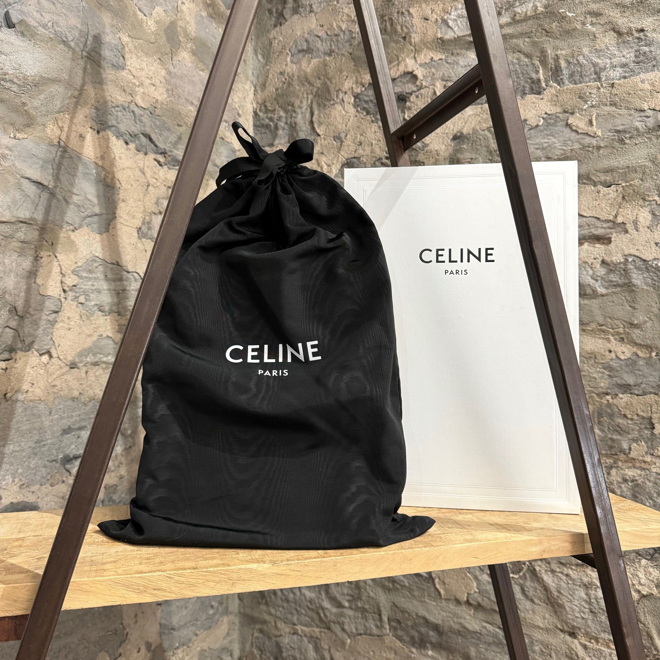 Celine Celine Triomphe Print Logo Vertical Small Cabas Tote Bag Size ONE SIZE - 14 Thumbnail