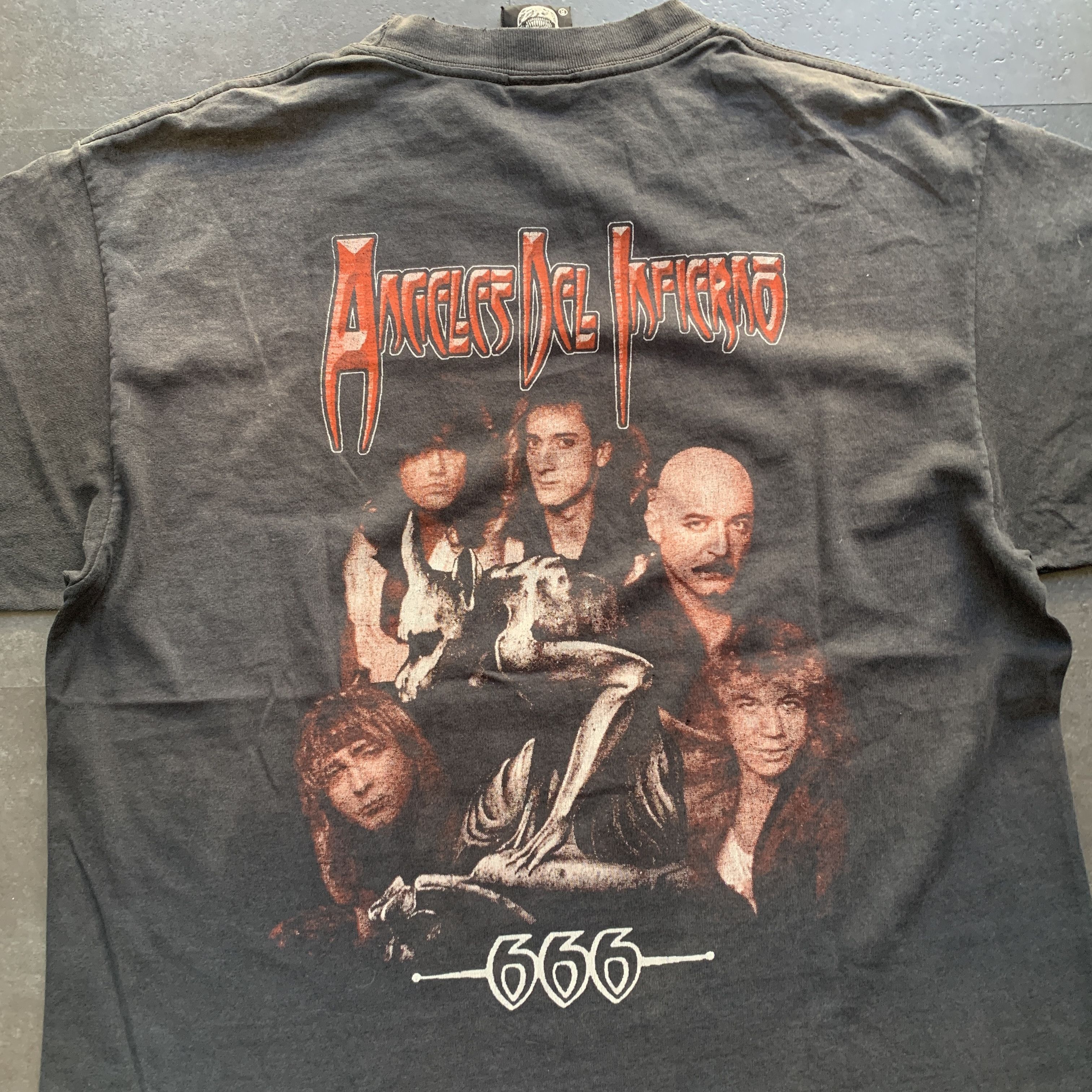 Vintage Vintage Angeles Del Inferno 666 Heavy Metal Band Tee Shirt Size US L / EU 52-54 / 3 - 3 Thumbnail