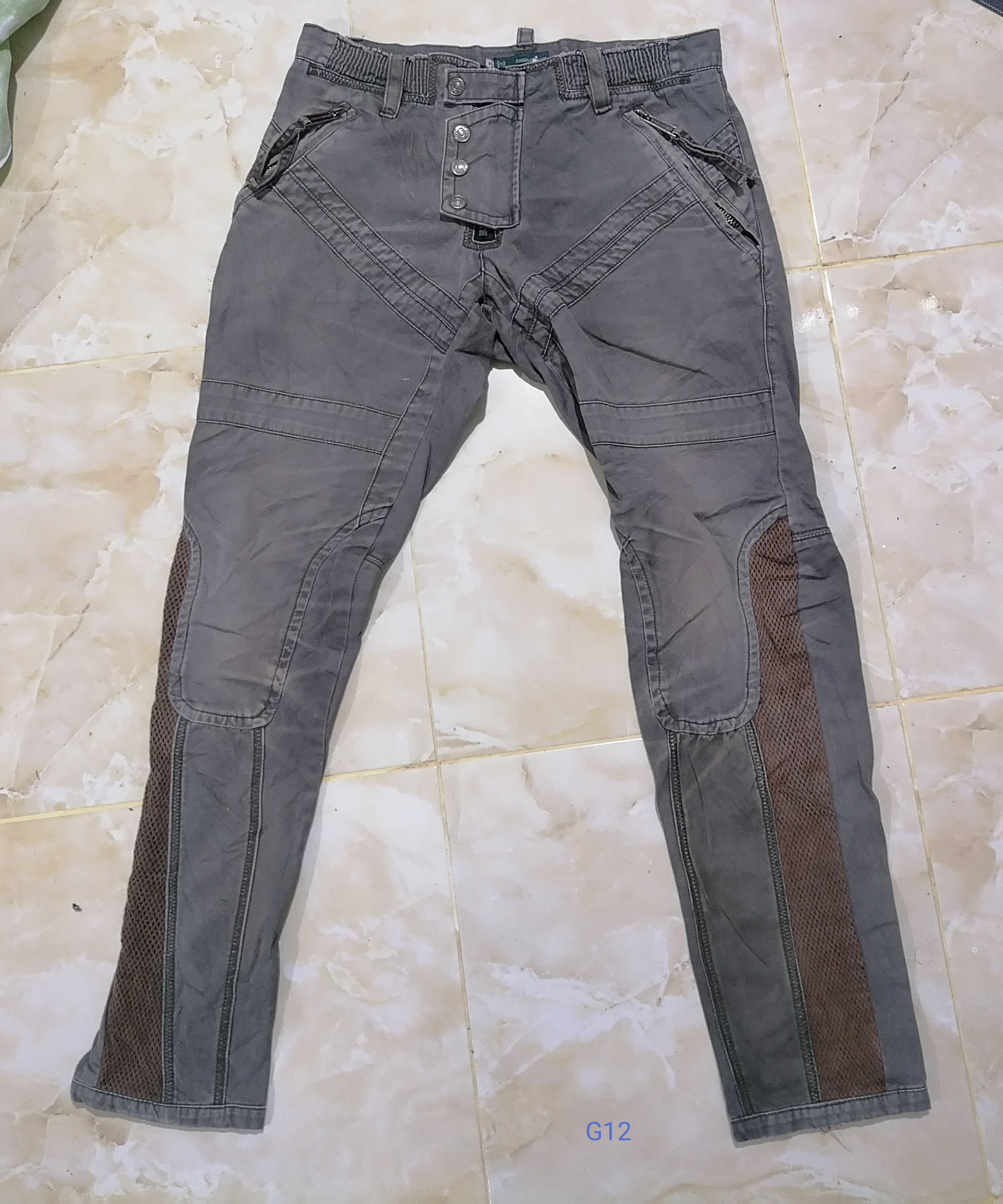 Designer × Dsquared2 Dsquared2 Distressed Streetwear Pant Size US 31 - 1 Thumbnail