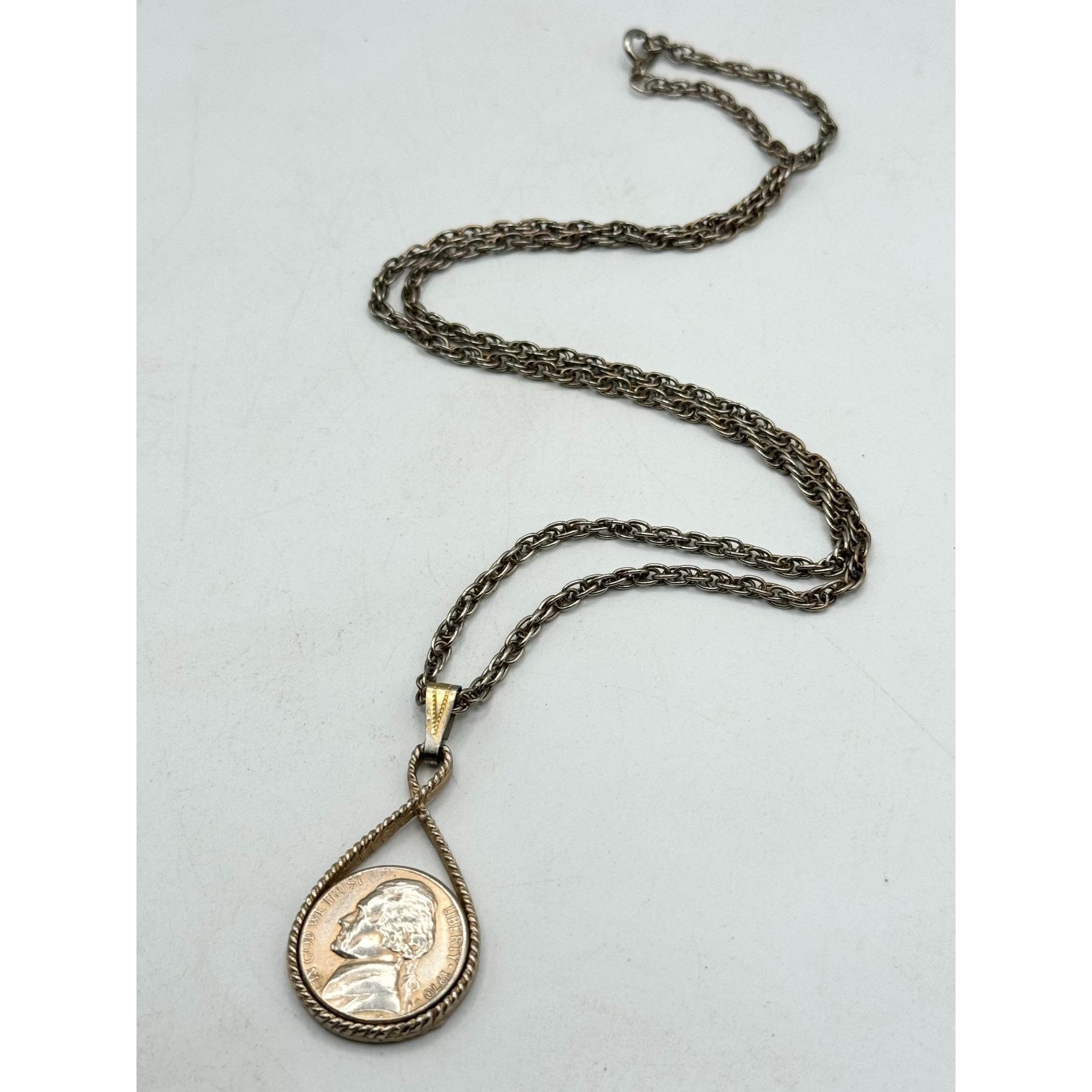 Vintage Vintage coin pendant necklace Size ONE SIZE - 2 Thumbnail