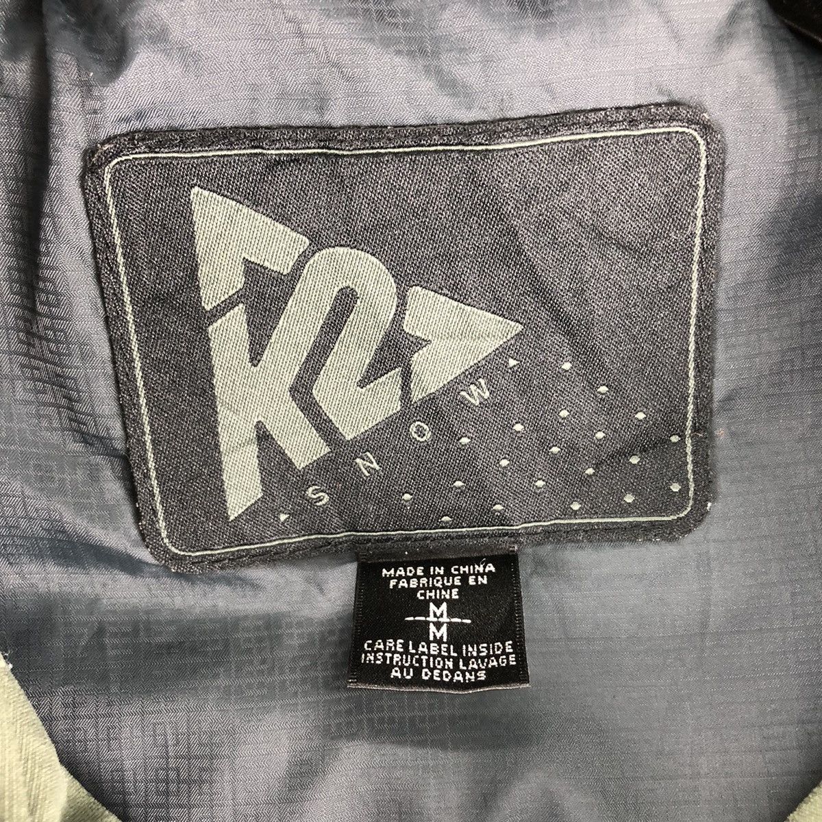 Outdoor Research Vintage K2 Snow Windbreaker Zipper Jacket Hoodie Size US L / EU 52-54 / 3 - 17 Thumbnail