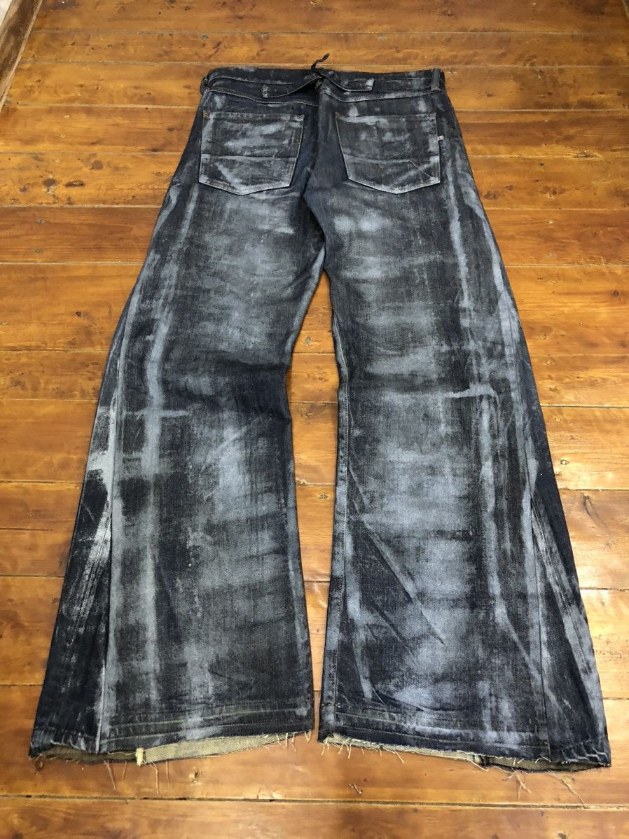 Japanese Brand Japanese Denim Painted Distressed Crush Faded Denim Baggy Size US 33 - 8 Thumbnail
