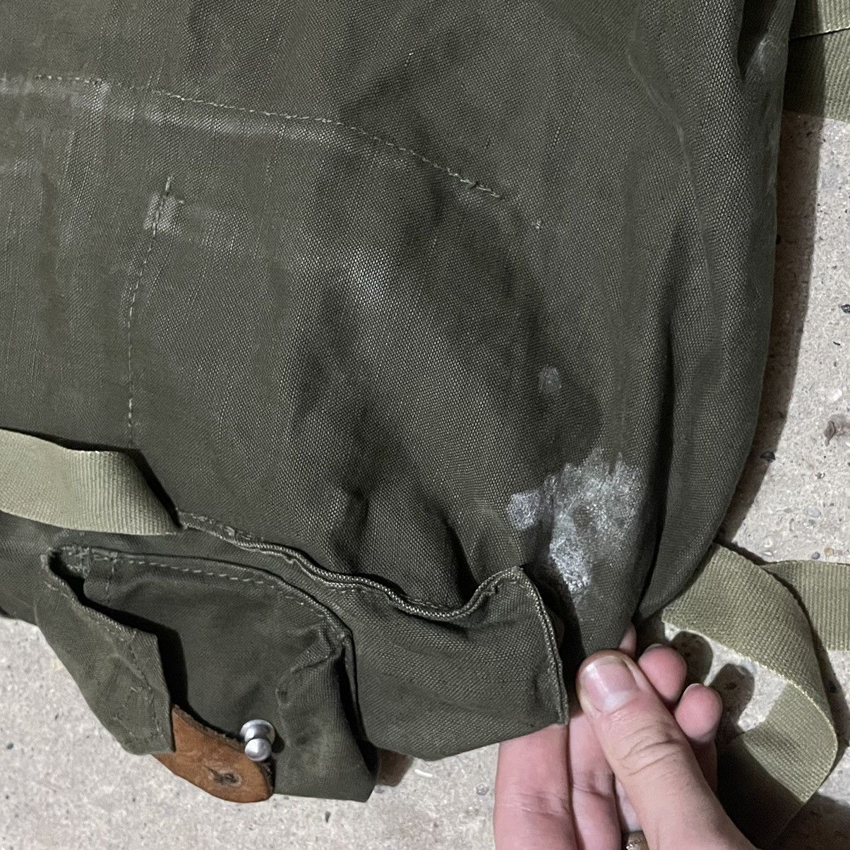 Vintage Vintage army cross body multi pocket bag Size ONE SIZE - 10 Thumbnail