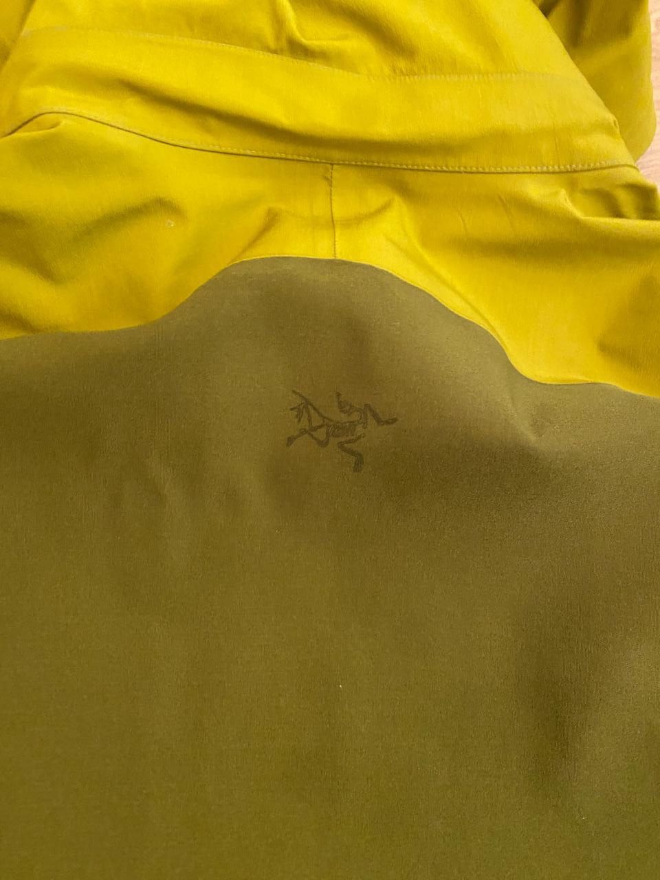 Arc'teryx Arcteryx Alpha SV Gore-Tex Jacket Vintage Technical Outdoor Size US L / EU 52-54 / 3 - 23 Thumbnail