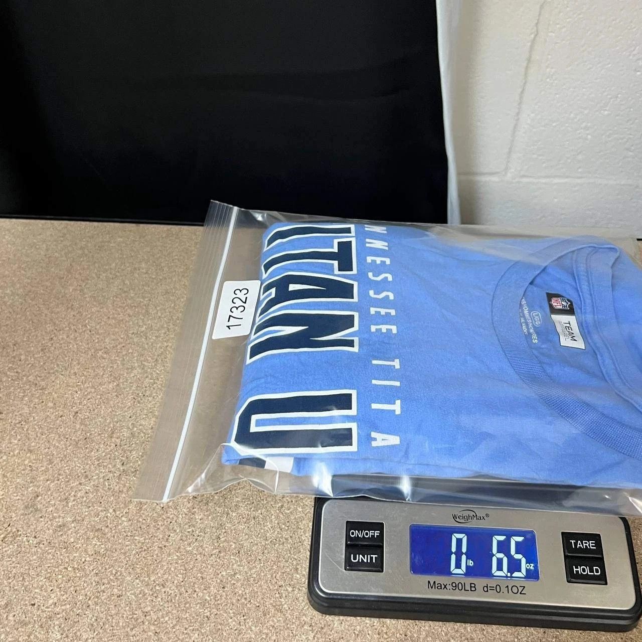 Other Tennessee Titans Shirt Men Blue Short Sleeve Crew Neck L Size US L / EU 52-54 / 3 - 7 Thumbnail