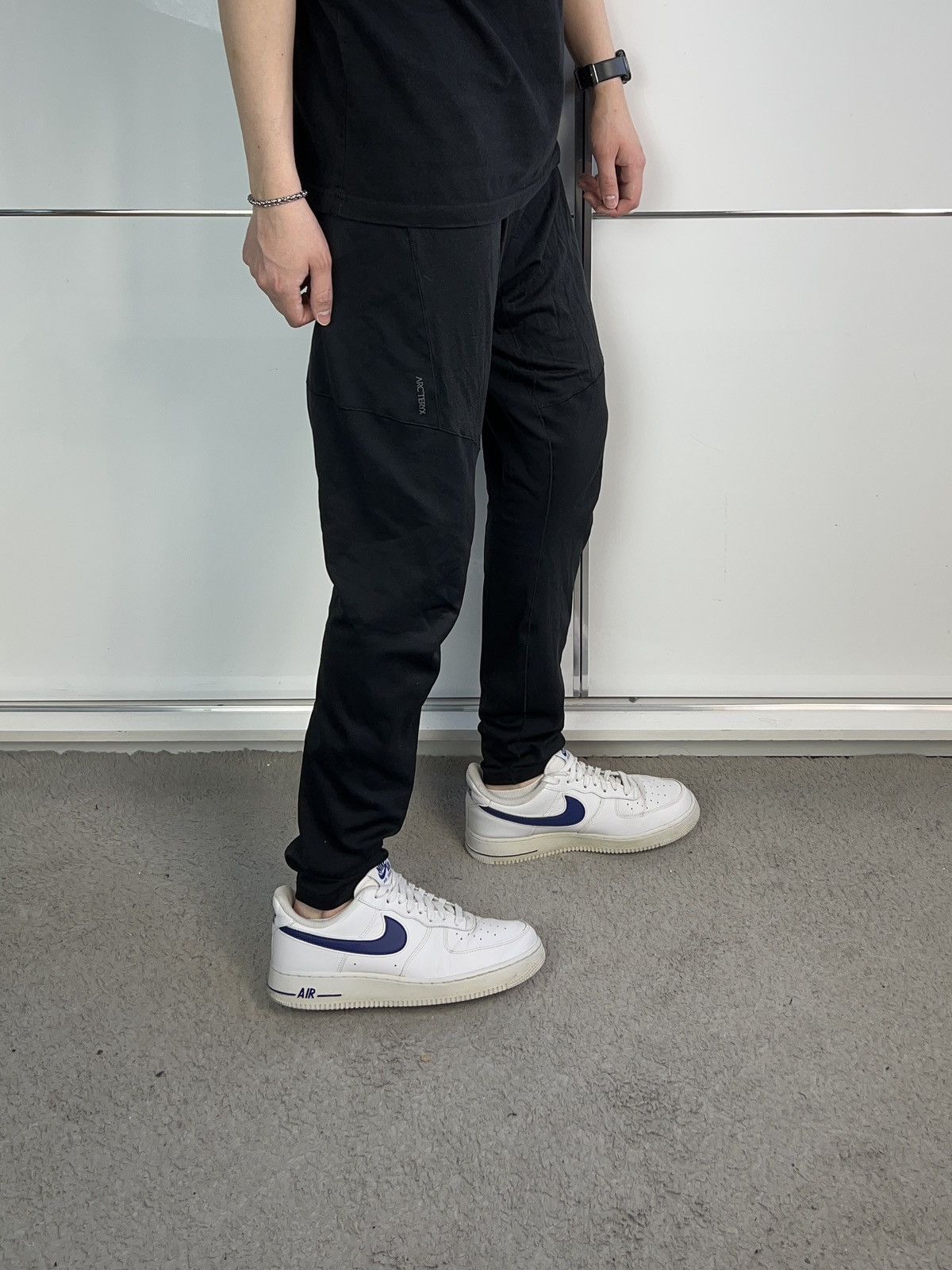 Arc'teryx Pants Arc’teryx Black Small Logo Men’s Size US 36 / EU 52 - 1 Thumbnail