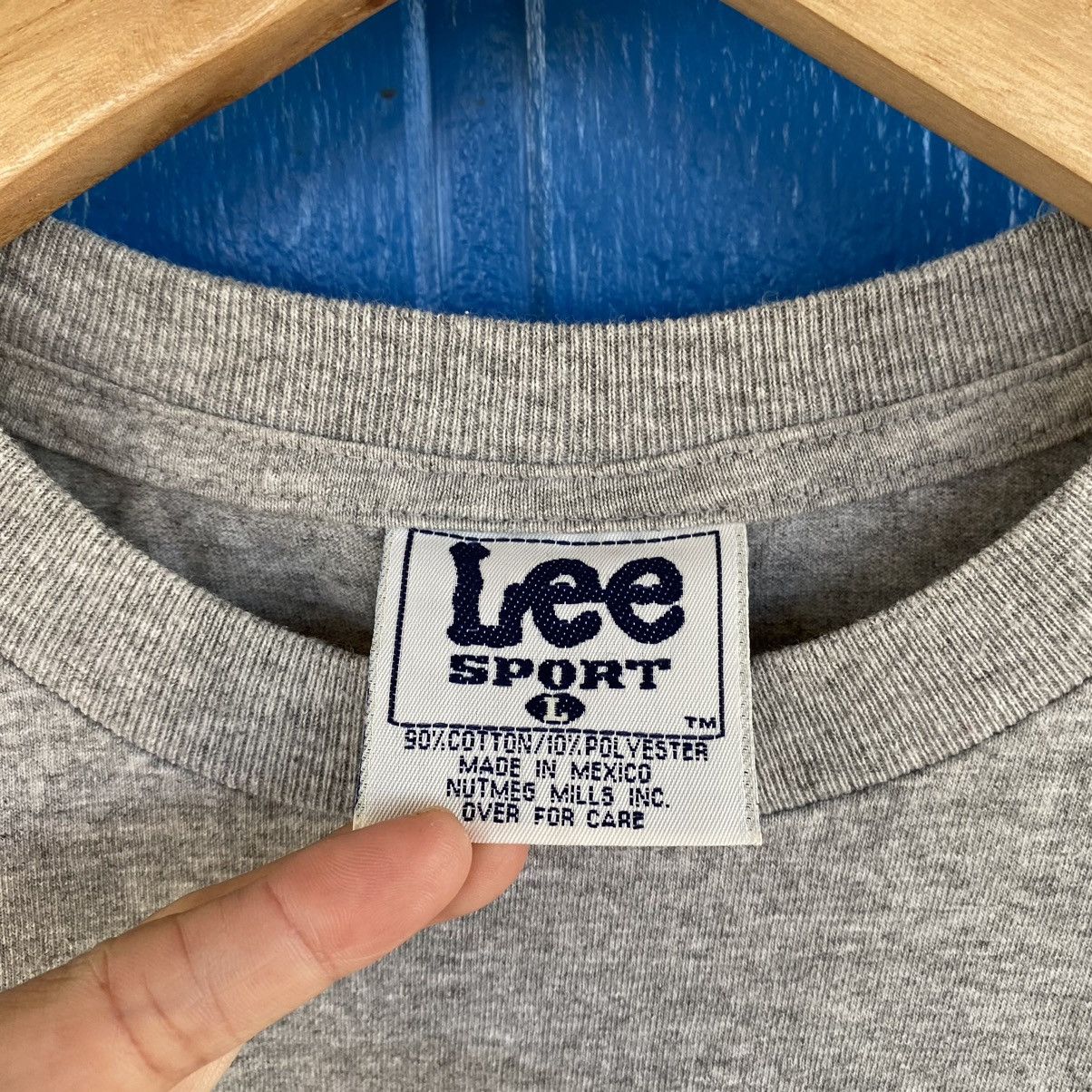 Nutmeg Vintage Bulls T Shirt Lee Sport Large Gray 90s Embroidered Size US L / EU 52-54 / 3 - 4 Thumbnail