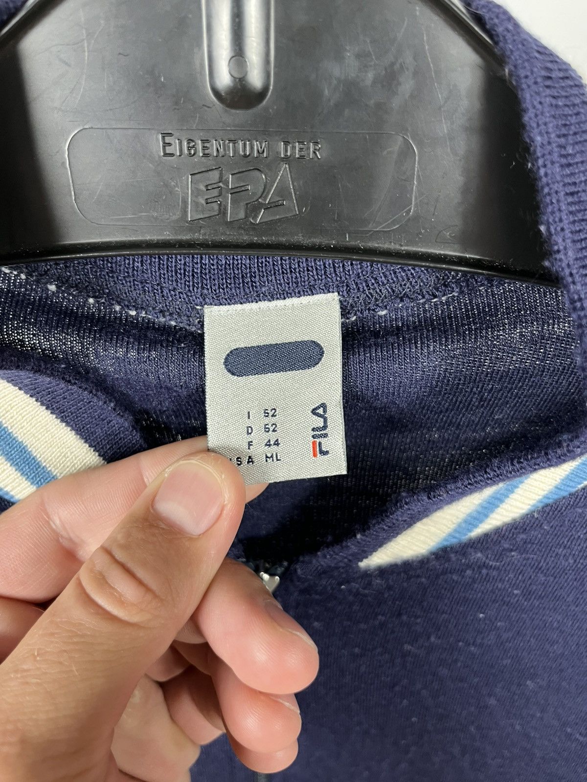 Fila Fila Vintage Wool Full Zip Navy Cream Track Jacket Size L Size US L / EU 52-54 / 3 - 4 Thumbnail
