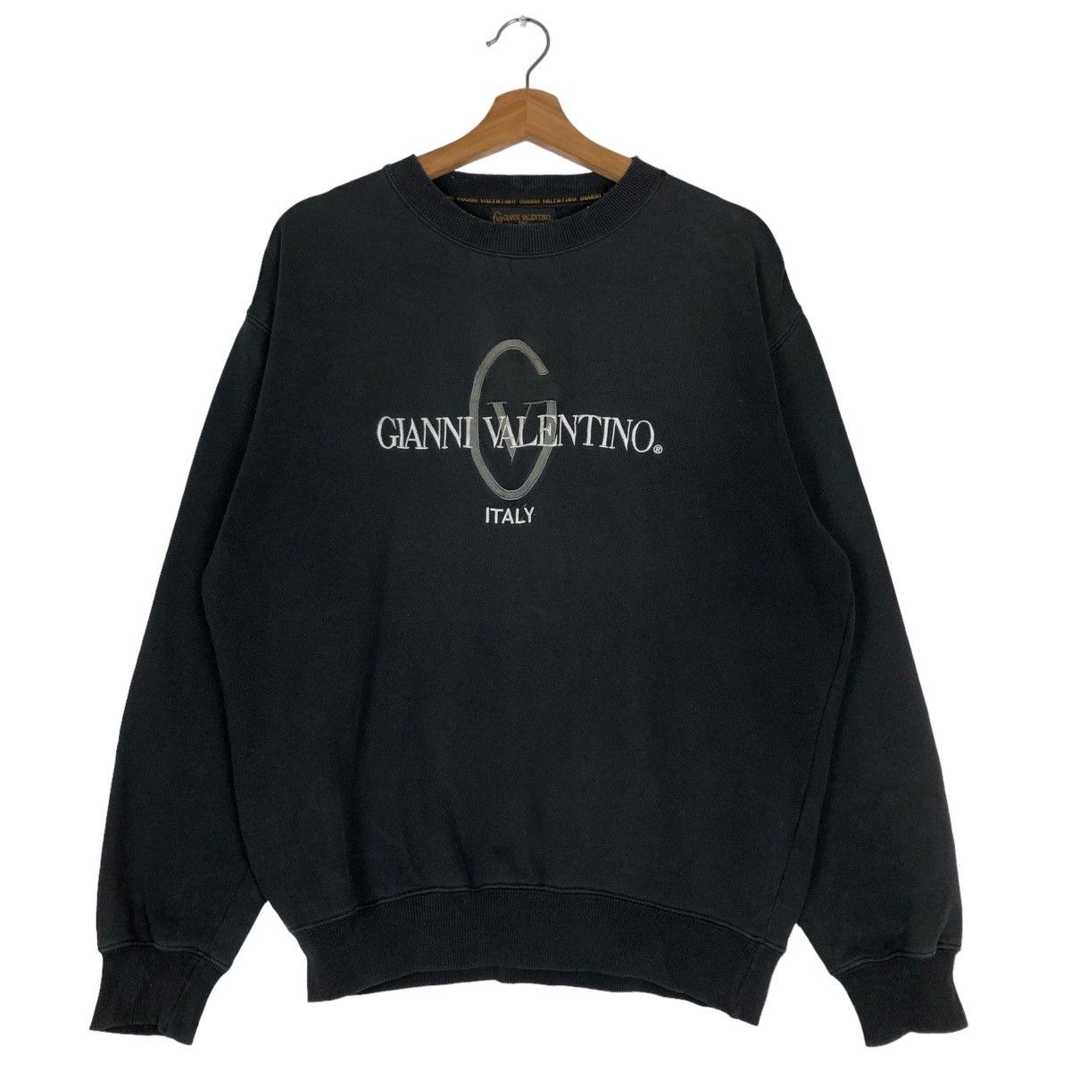 Japanese Brand 🔥90’s Vintage Sweatshirt Crewneck Gianni Valentino Big Logo Size US M / EU 48-50 / 2 - 1 Thumbnail