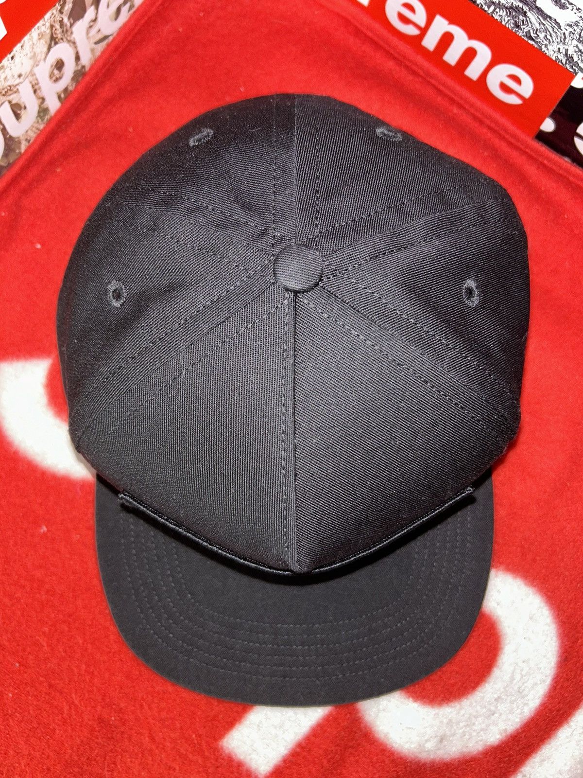 Supreme FW17 Supreme X Akira Syringe 5 Panel SnapBack Hat