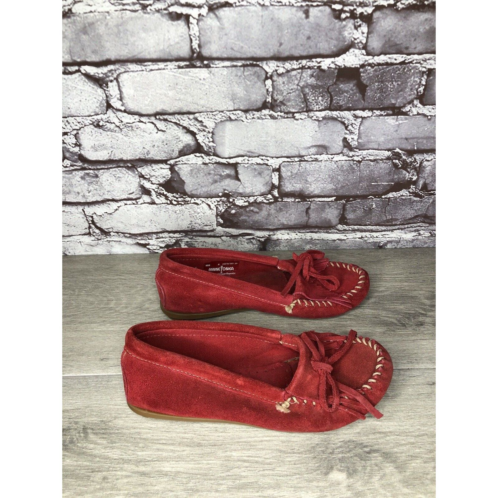 Minnetonka Minnetonka Red Suede Kiltie Fringe Bow Moccasins Shoes Women Size US 6 / IT 36 - 3 Thumbnail