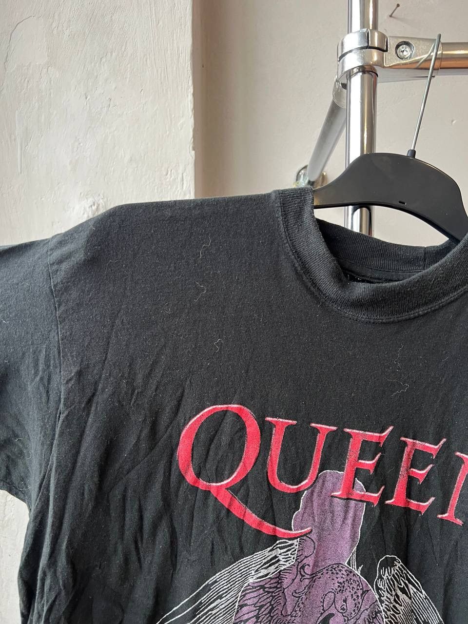 Vintage VINTAGE QUEEN ‘FREDDIE MERCURY CROWN’ ROCK BAND T SHIRT SZ M Size US M / EU 48-50 / 2 - 5 Thumbnail