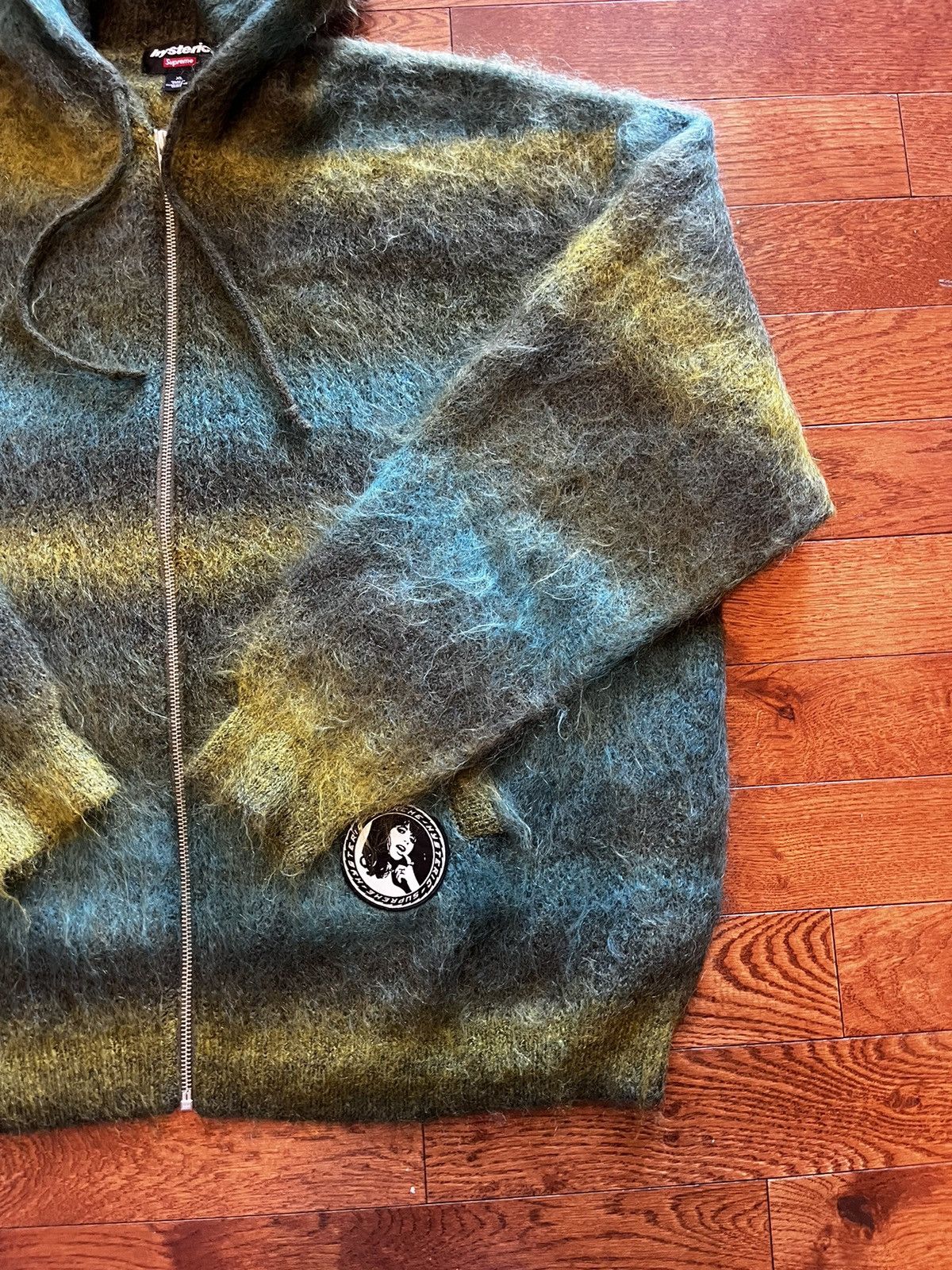 Hysteric Glamour × Supreme Supreme x Hysteric Glamour Mohqir Zip Size US XL / EU 56 / 4 - 5 Thumbnail