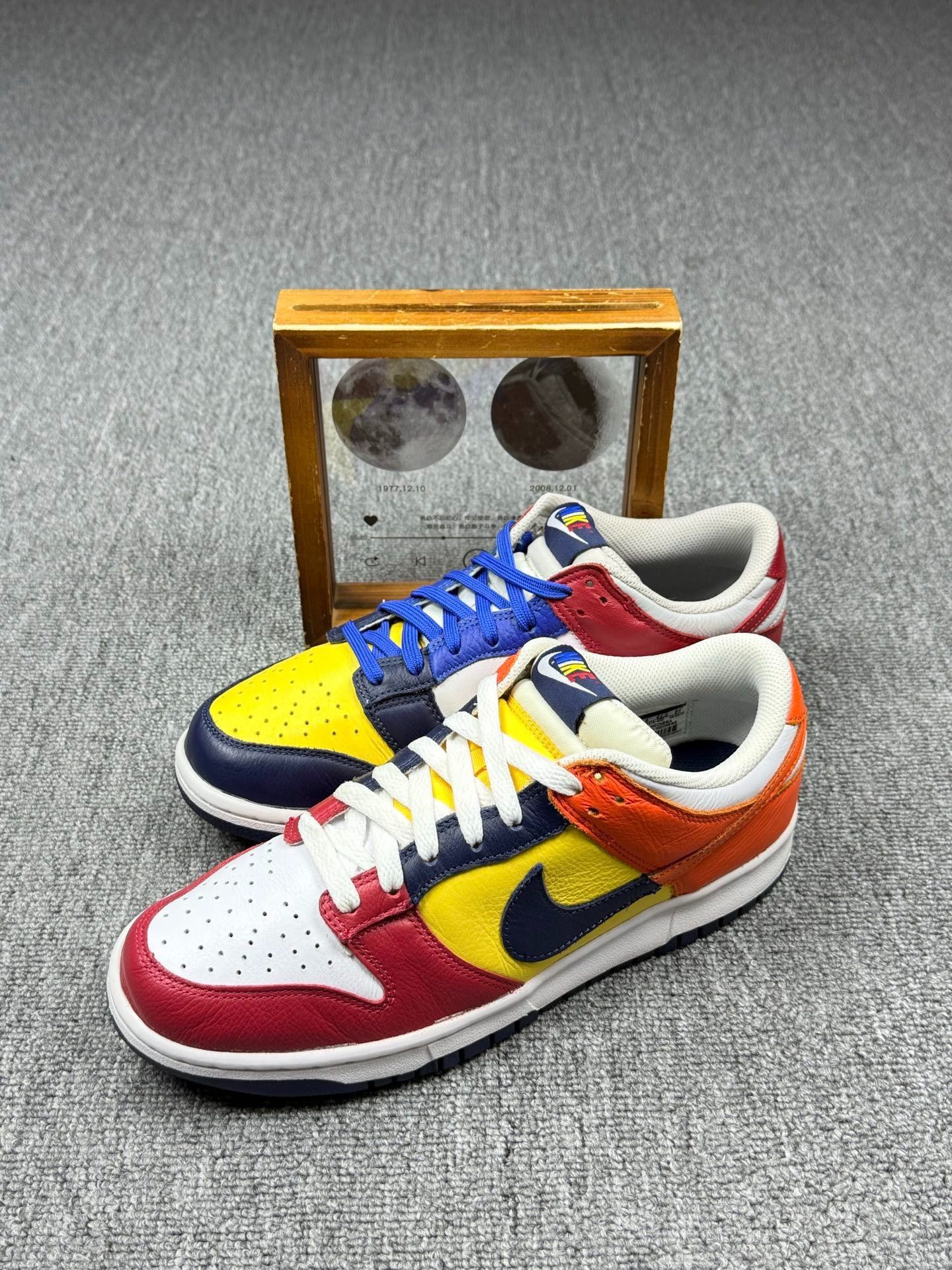 Nike Nike DUNK LOW Limited Multi Lowtop Sneakers 9 Men Size US 9 / EU 42 - 1 Thumbnail