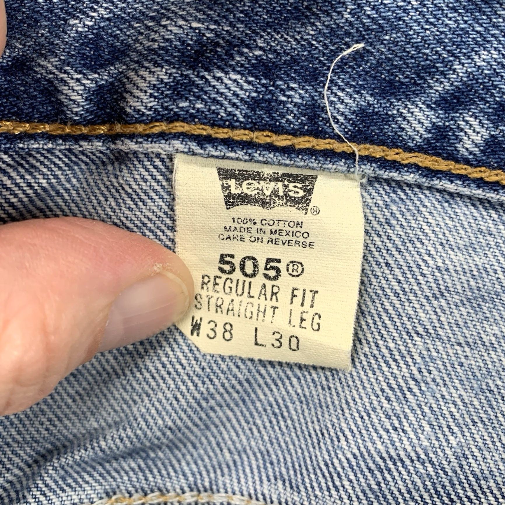 Levi's Levi's 505 Jeans Men Regular Fit Straight Leg 38x30 Blue Cotton Denim 2002 Americana Size US 38 / EU 54 - 4 Thumbnail