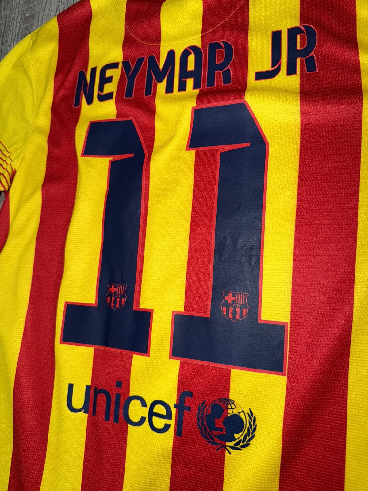 Nike Neymar 2014 Barcelona Away Jersey Size US S / EU 44-46 / 1 - 4 Thumbnail