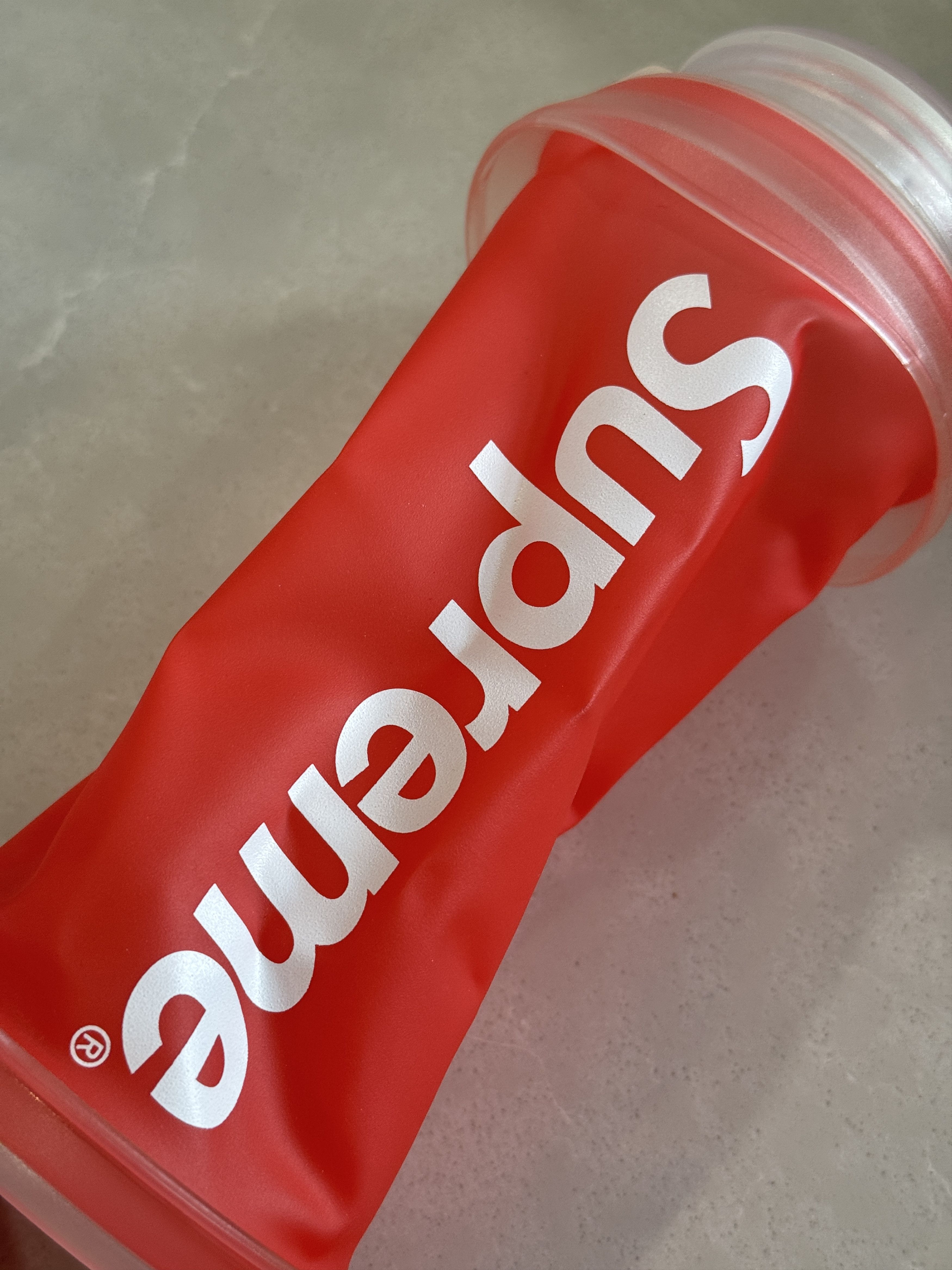 Supreme Supreme HydraPak Stash 1.0L Bottle Red Size ONE SIZE - 3 Thumbnail