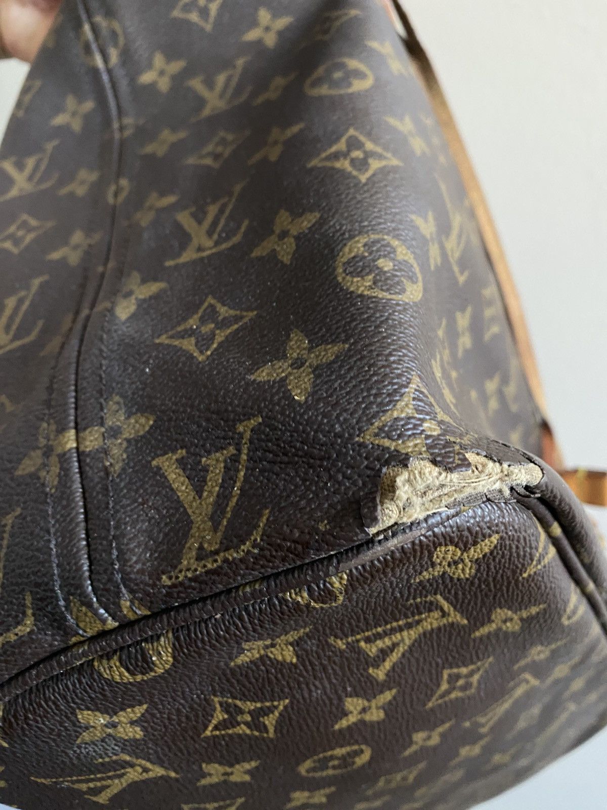 Louis Vuitton Louis Vuitton Neverfull Monogram Handbag Size ONE SIZE - 4 Thumbnail