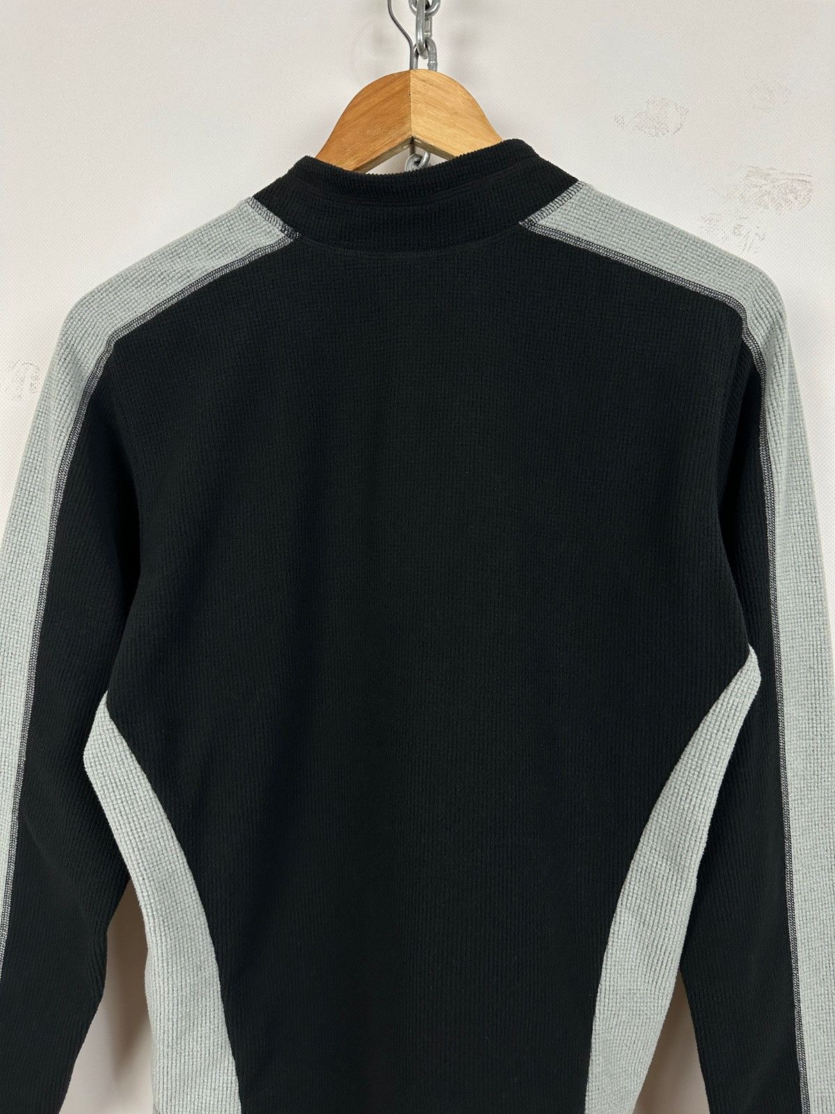 Arc'teryx Vintage Arcteryx Center Logo Delta LT Polartec Fleece Size S / US 4 / IT 40 - 12 Thumbnail