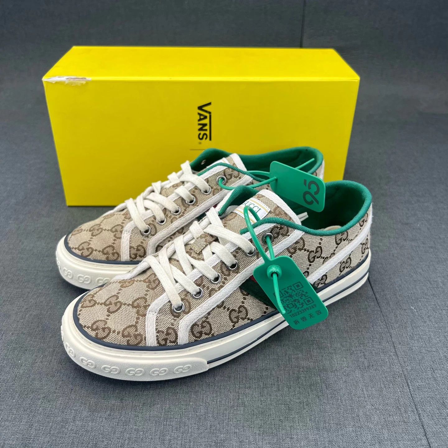 Gucci 1977 Ebony All Over Print Size 40 New