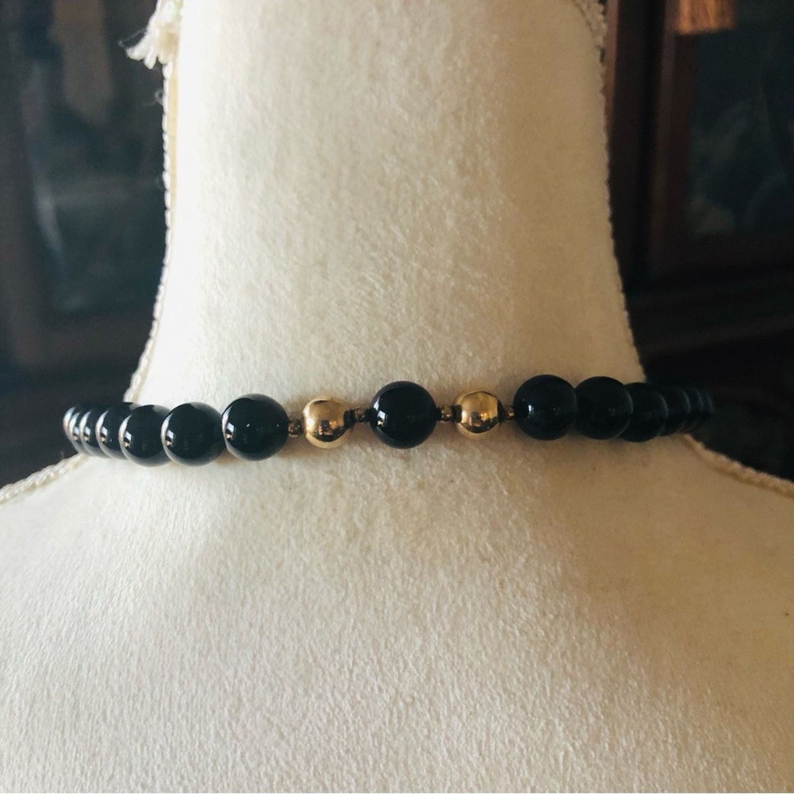 Vintage Vintage 70s-80s round black and gold glass beads necklace Size ONE SIZE - 6 Thumbnail