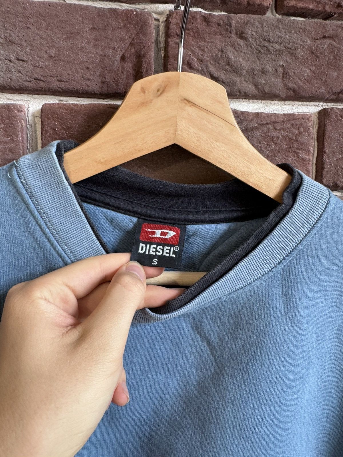 Diesel Diesel sweatshirt vintage big logo crew neck blue 90s Size US S / EU 44-46 / 1 - 8 Thumbnail