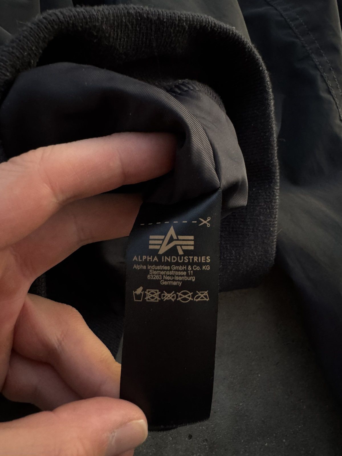 Alpha Industries ‼️RARE‼️ Alpha Industries MA-1 Bomber reflective rainbow jacke Size US XXL / EU 58 / 5 - 12 Thumbnail